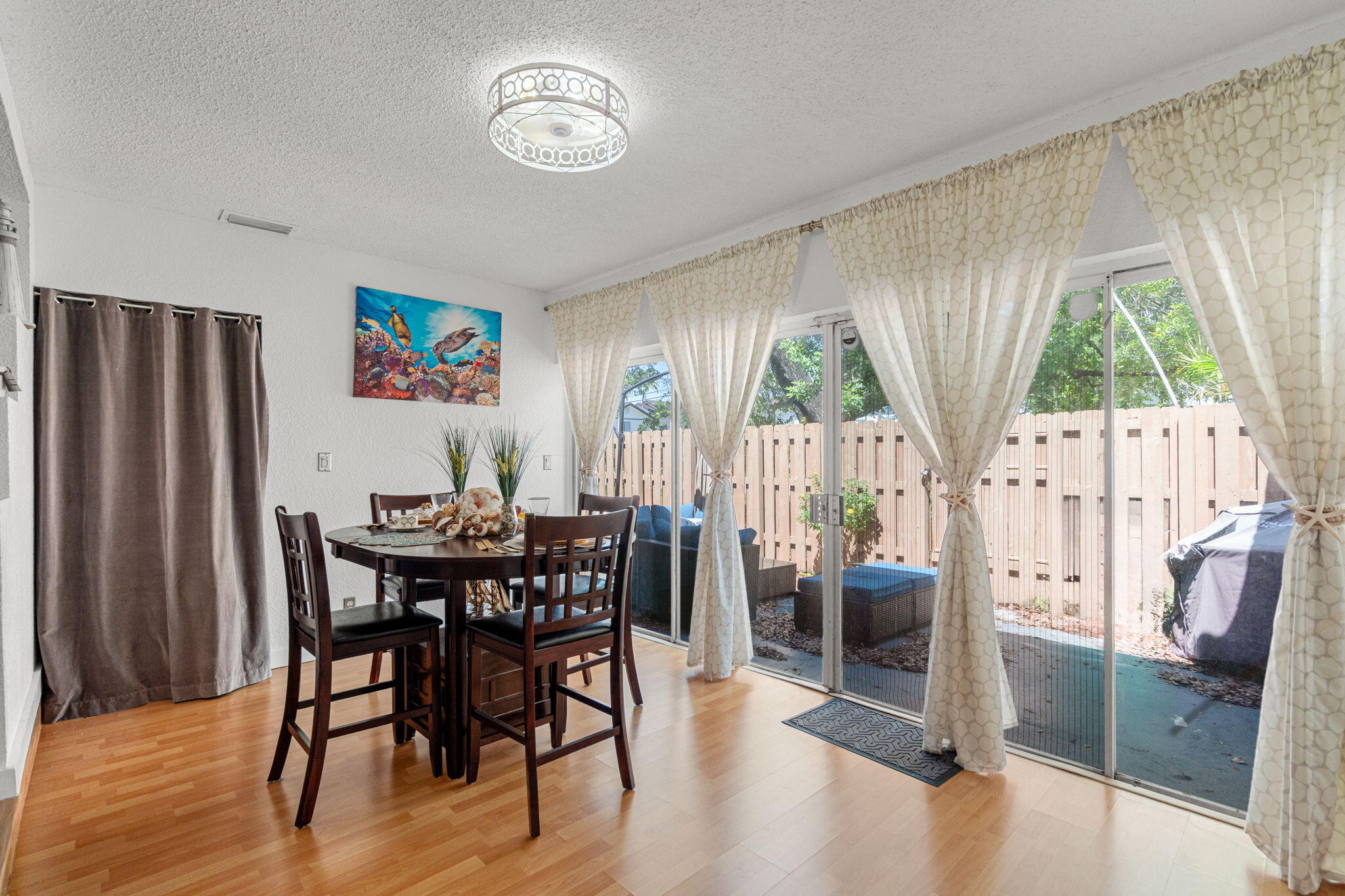 NOVA VILLAS CONDOMINIUM 3 - Residential