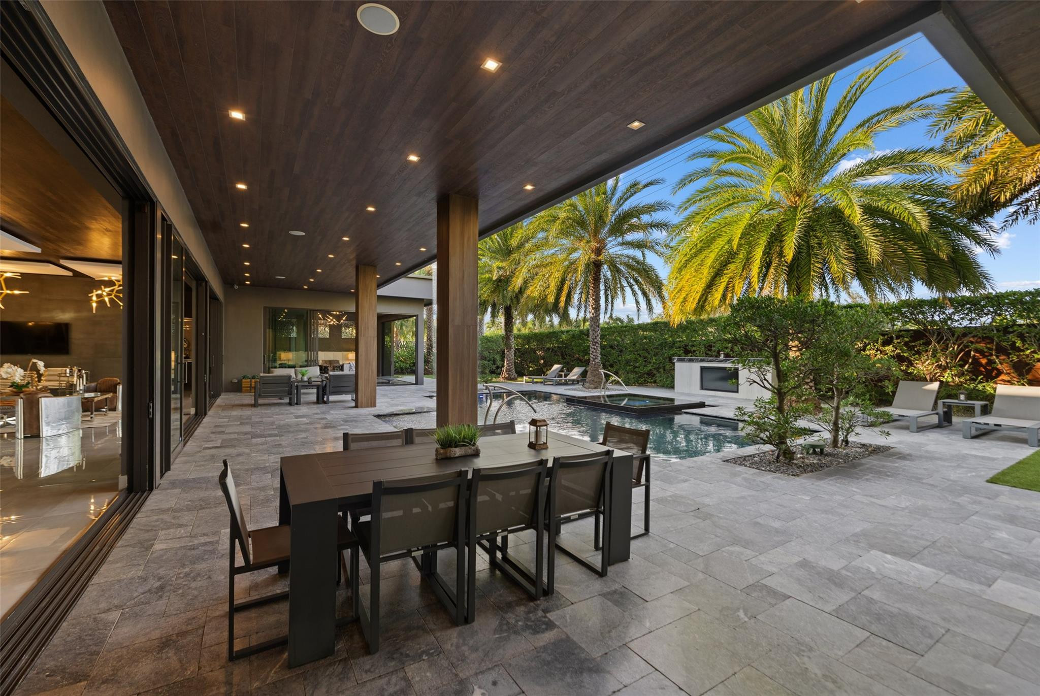 Coral Ridge Country Club - Residential