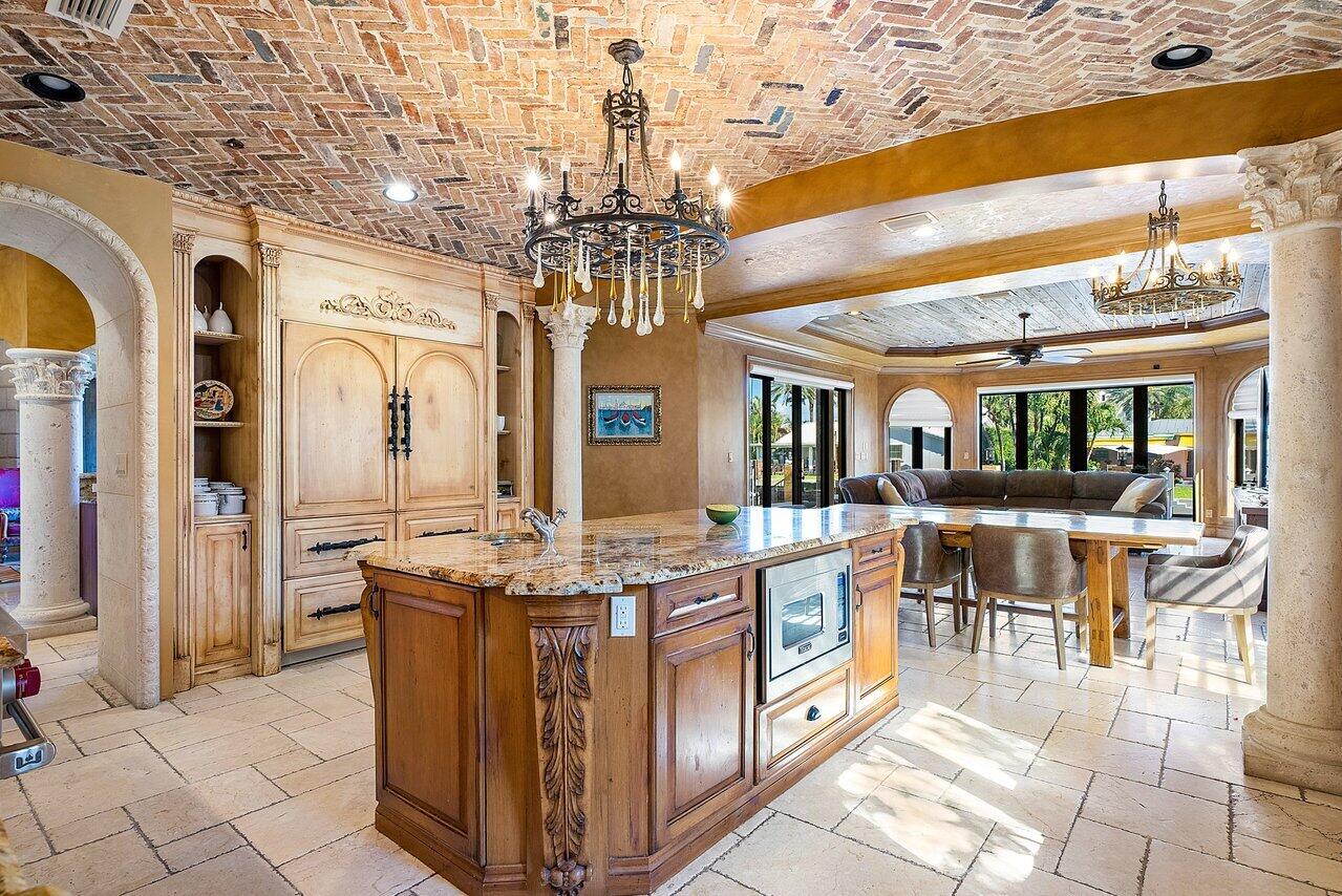 DELRAY BCH SHORES - Residential