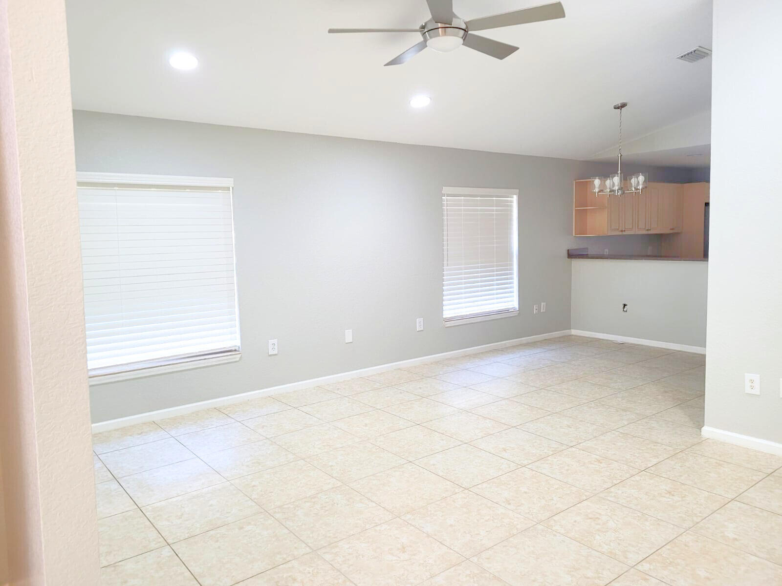 SOUTHRIDGE - Residential