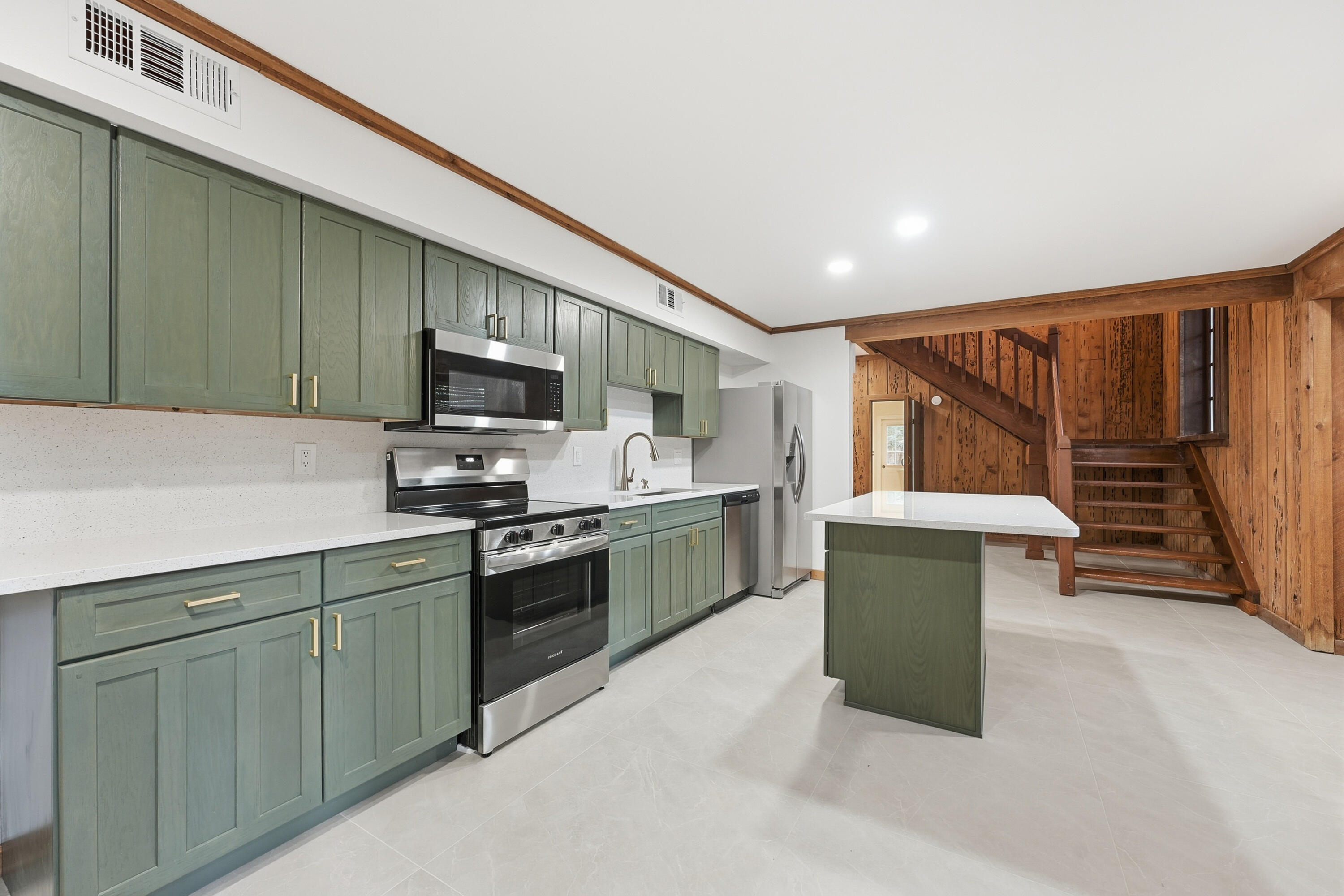 RUSTIC ACRES UNRECORDED - Residential