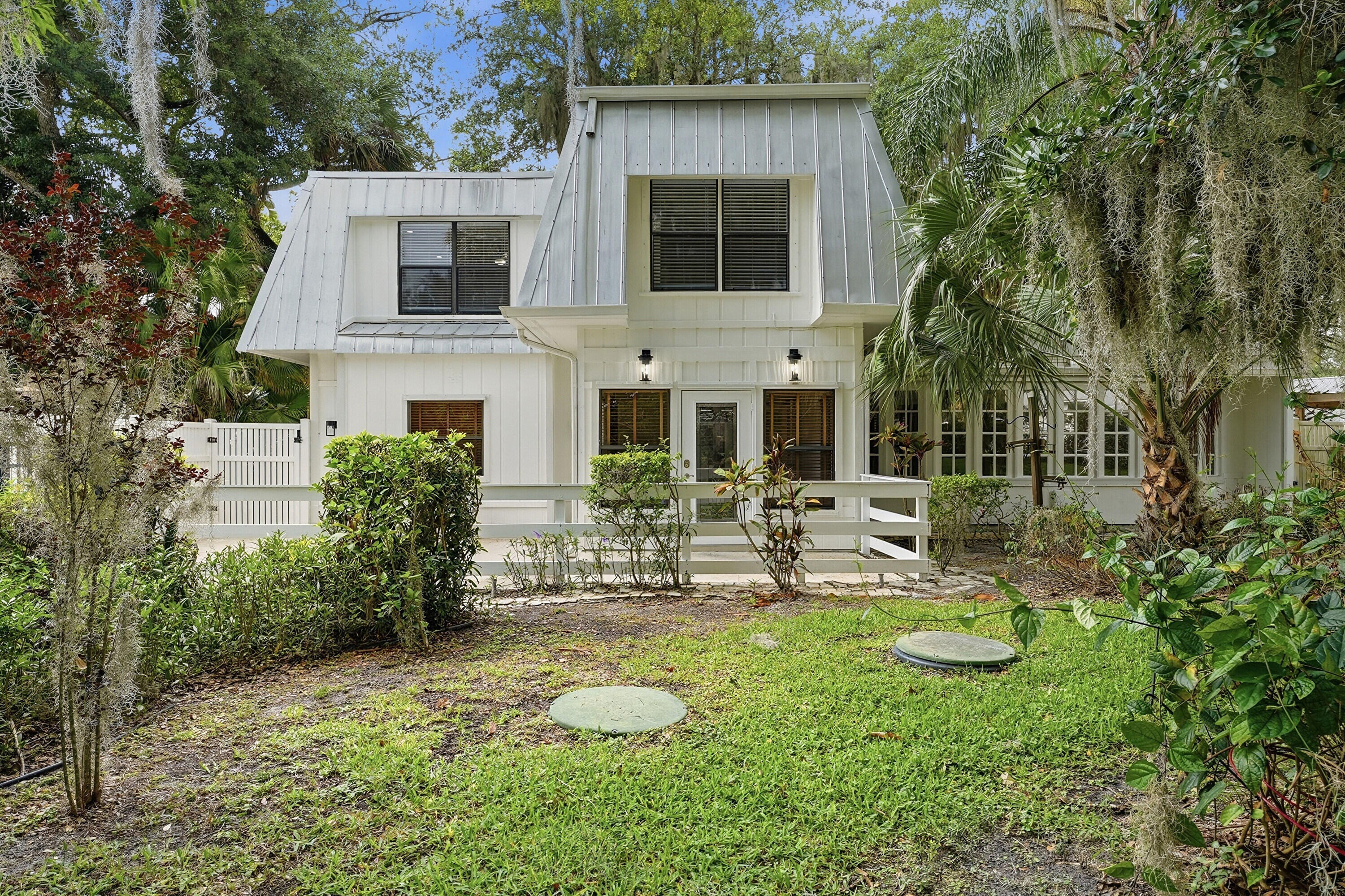 RUSTIC ACRES UNRECORDED - Residential