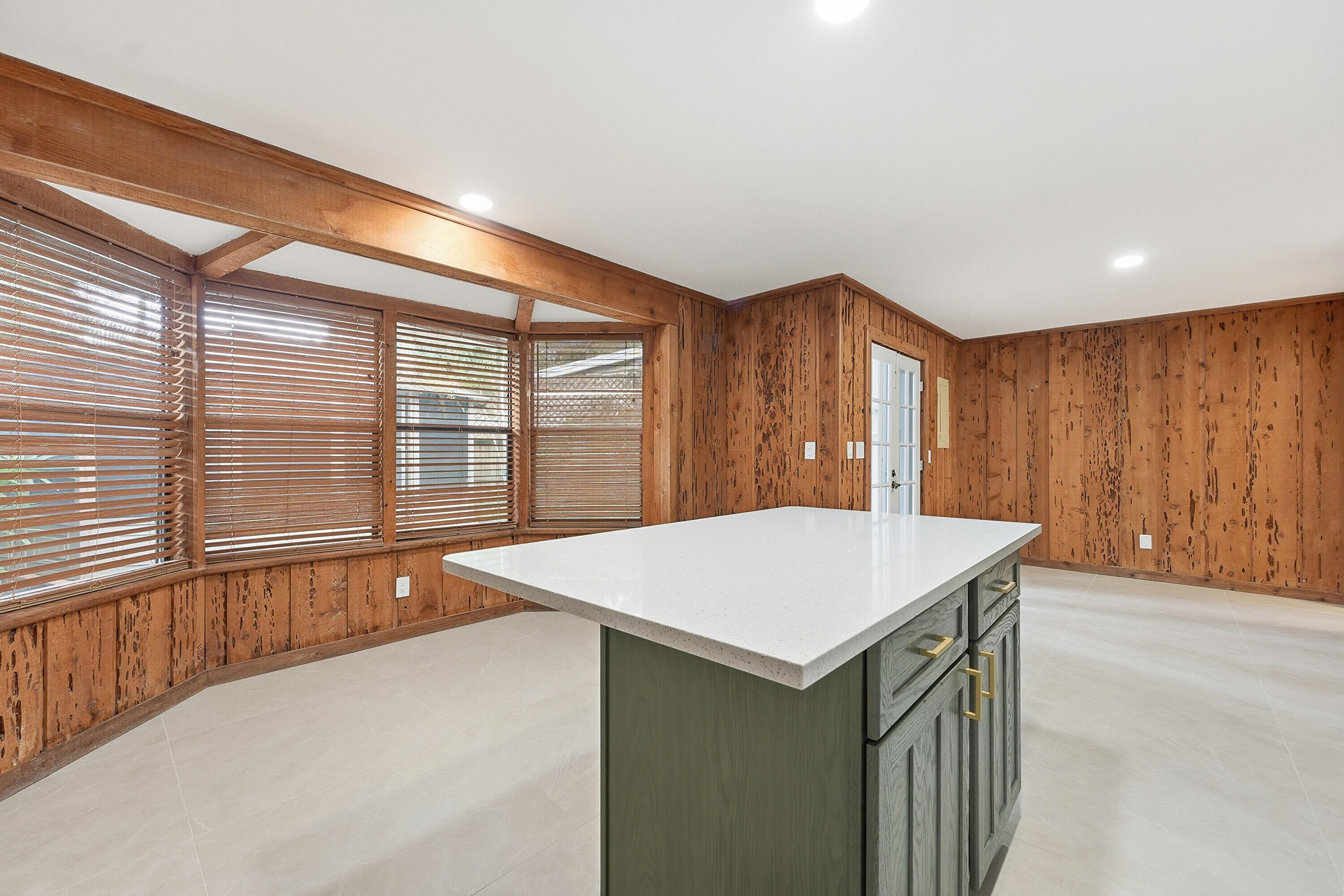 RUSTIC ACRES UNRECORDED - Residential