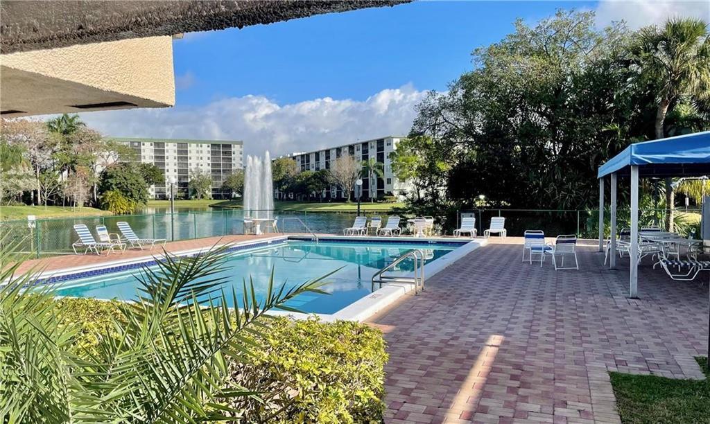CYPRESS BEND I-A CONDO - Residential Lease