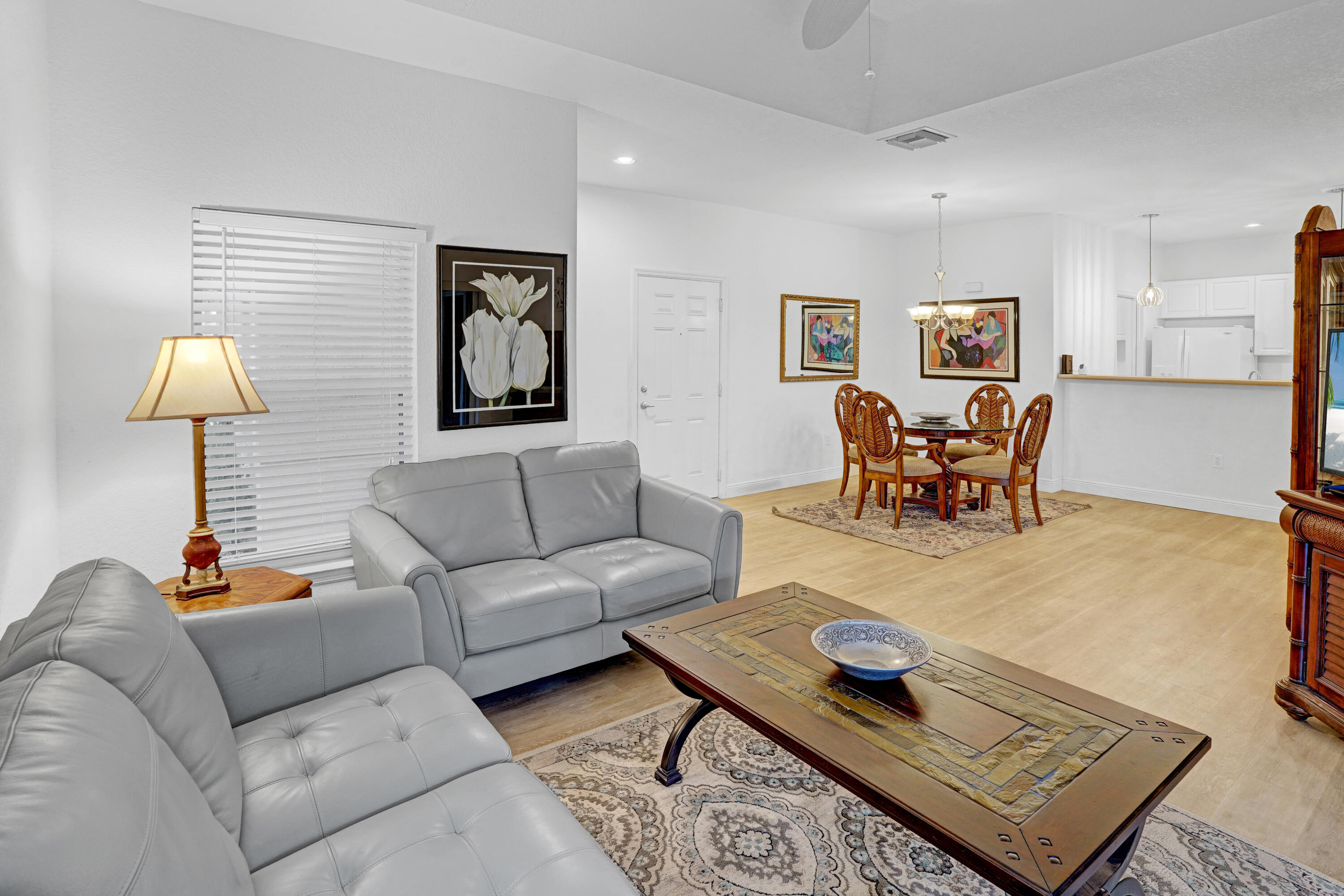 THE LAKES AT THE SAVANNAHS CONDOMINIUM - Residential
