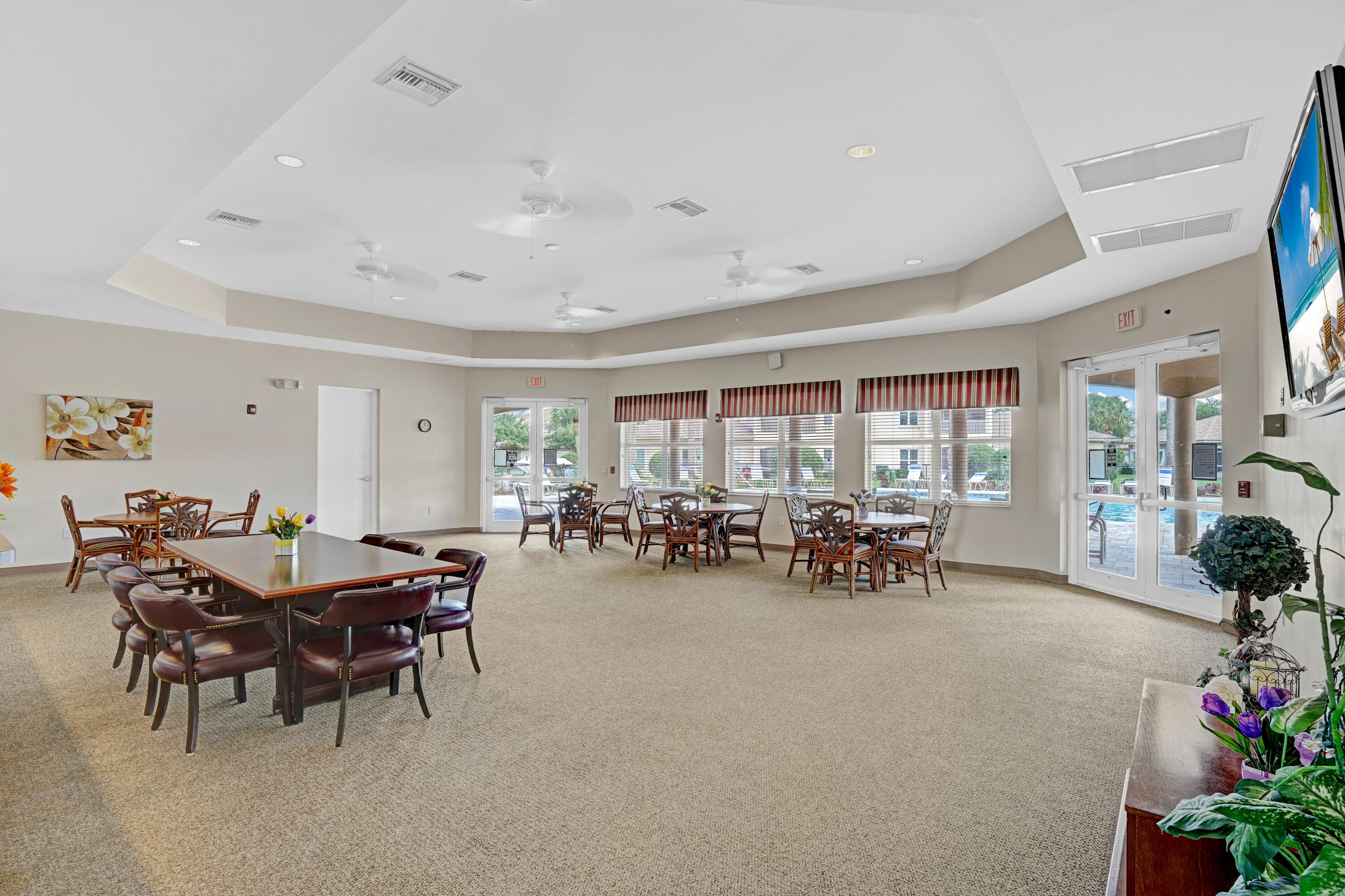 THE LAKES AT THE SAVANNAHS CONDOMINIUM - Residential