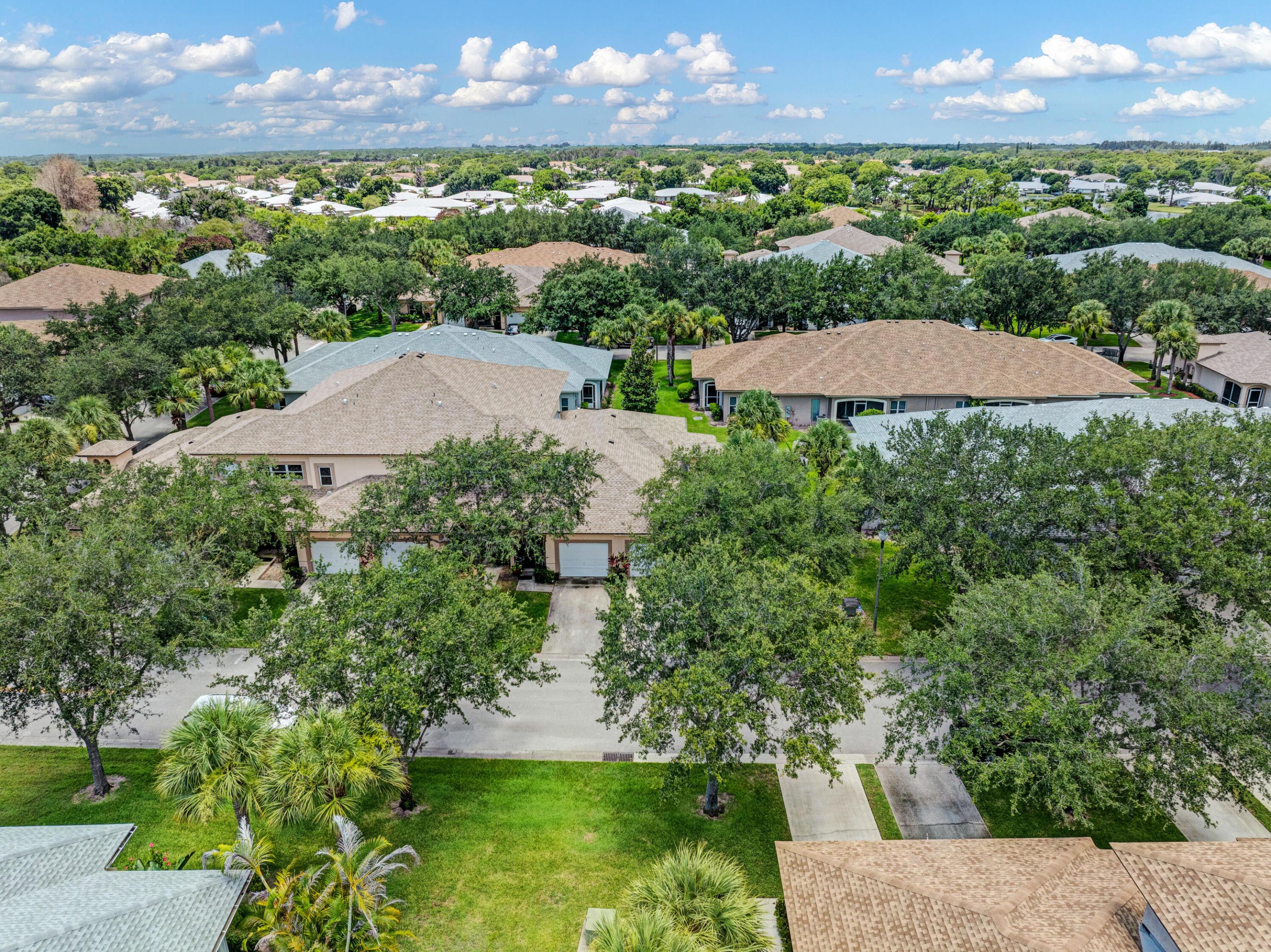 THE LAKES AT THE SAVANNAHS CONDOMINIUM - Residential