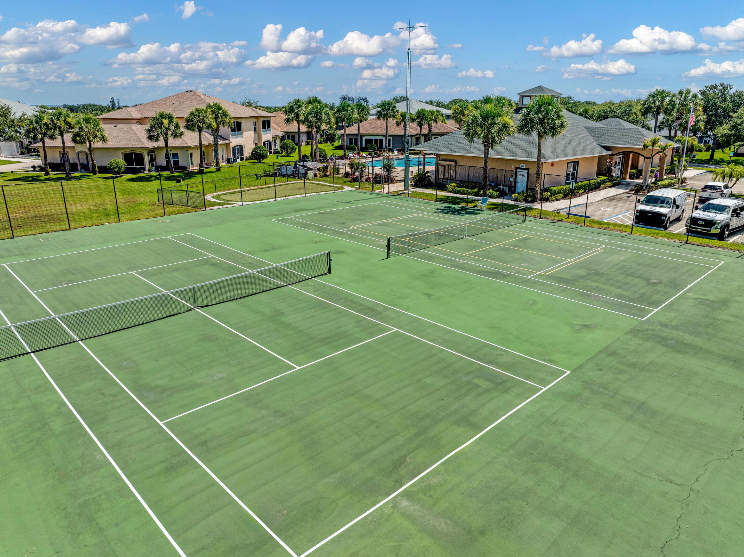 THE LAKES AT THE SAVANNAHS CONDOMINIUM - Residential