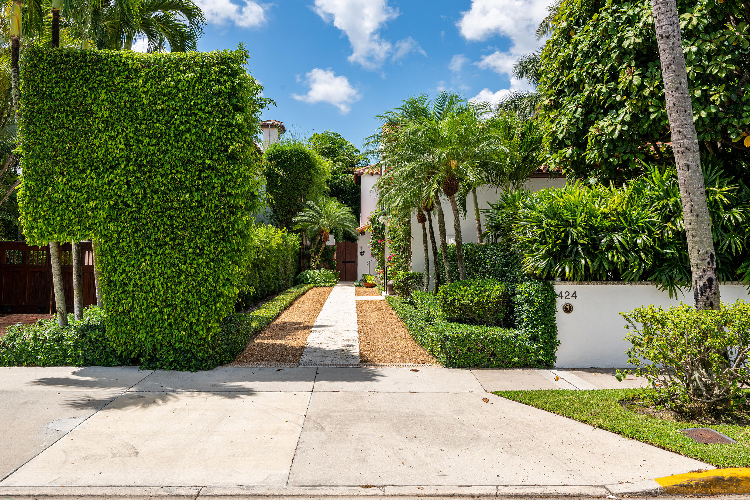 ROYAL PARK - Residential