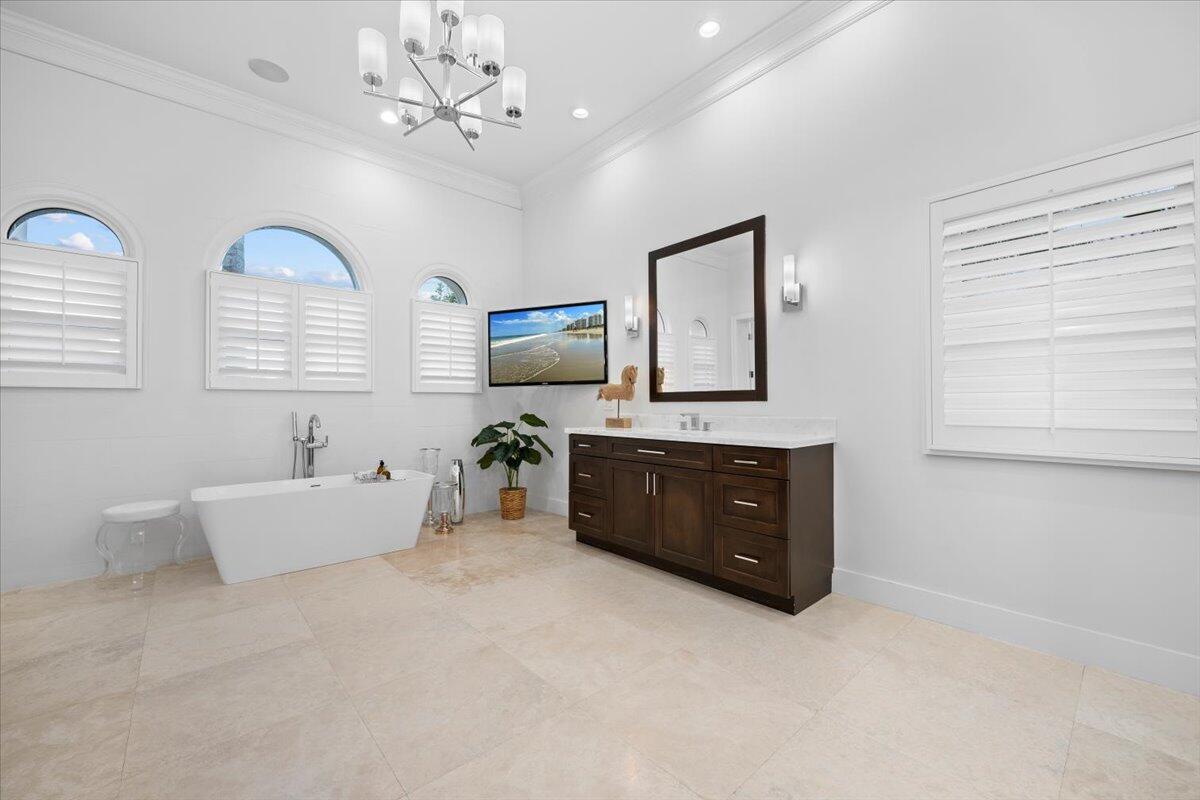 KENSINGTON - Residential