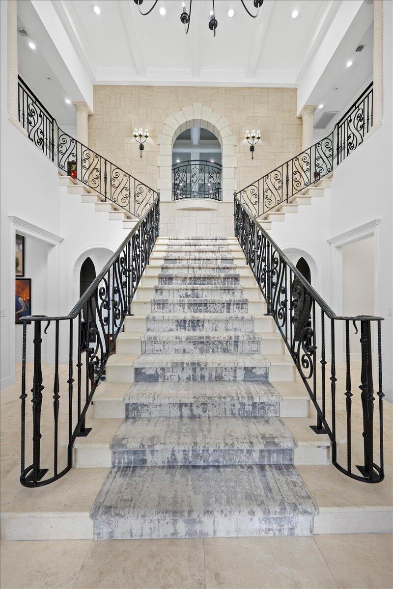KENSINGTON - Residential