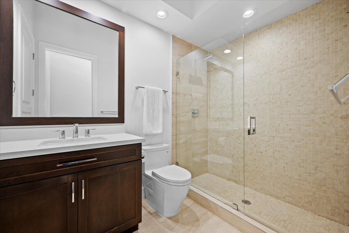 KENSINGTON - Residential