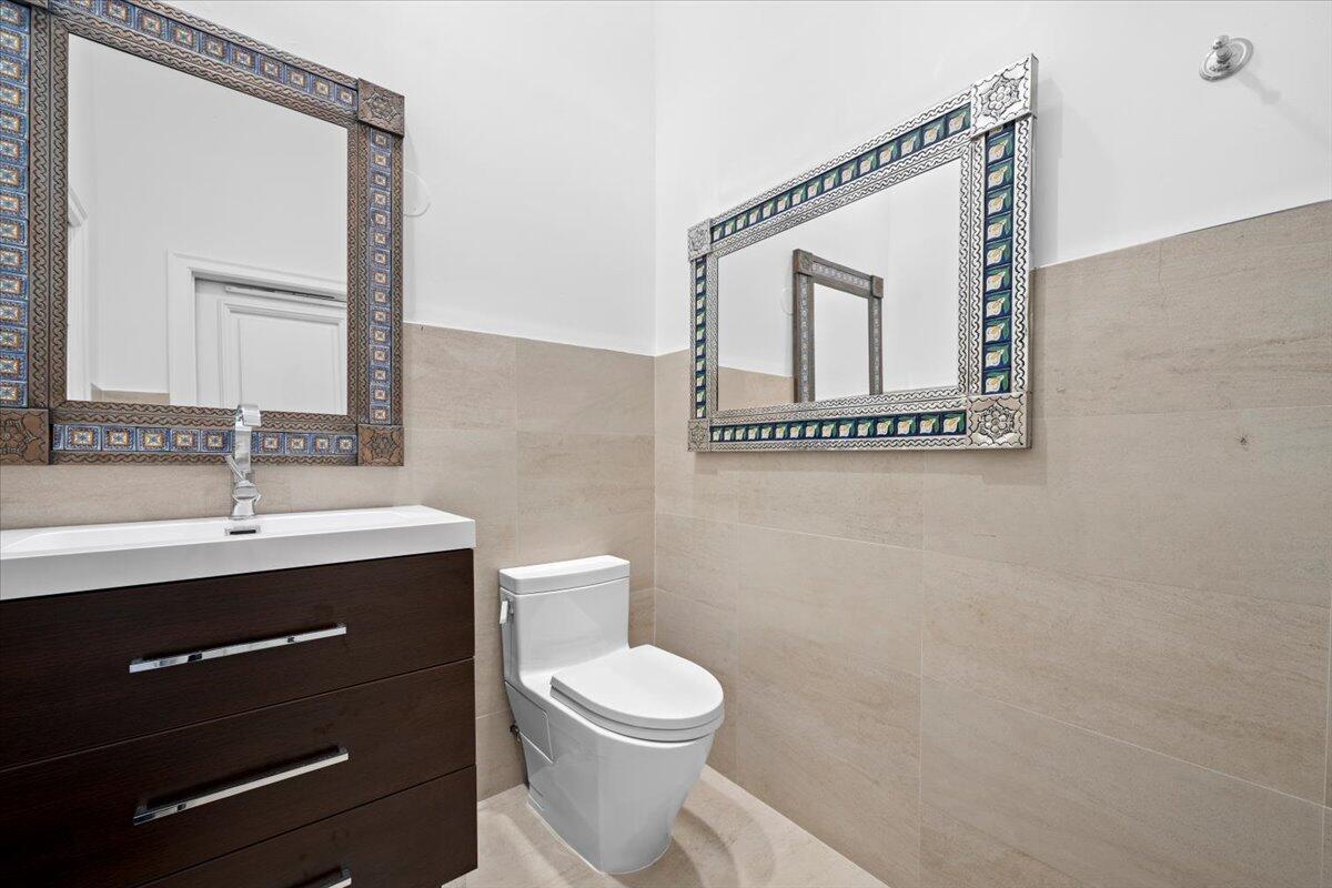 KENSINGTON - Residential