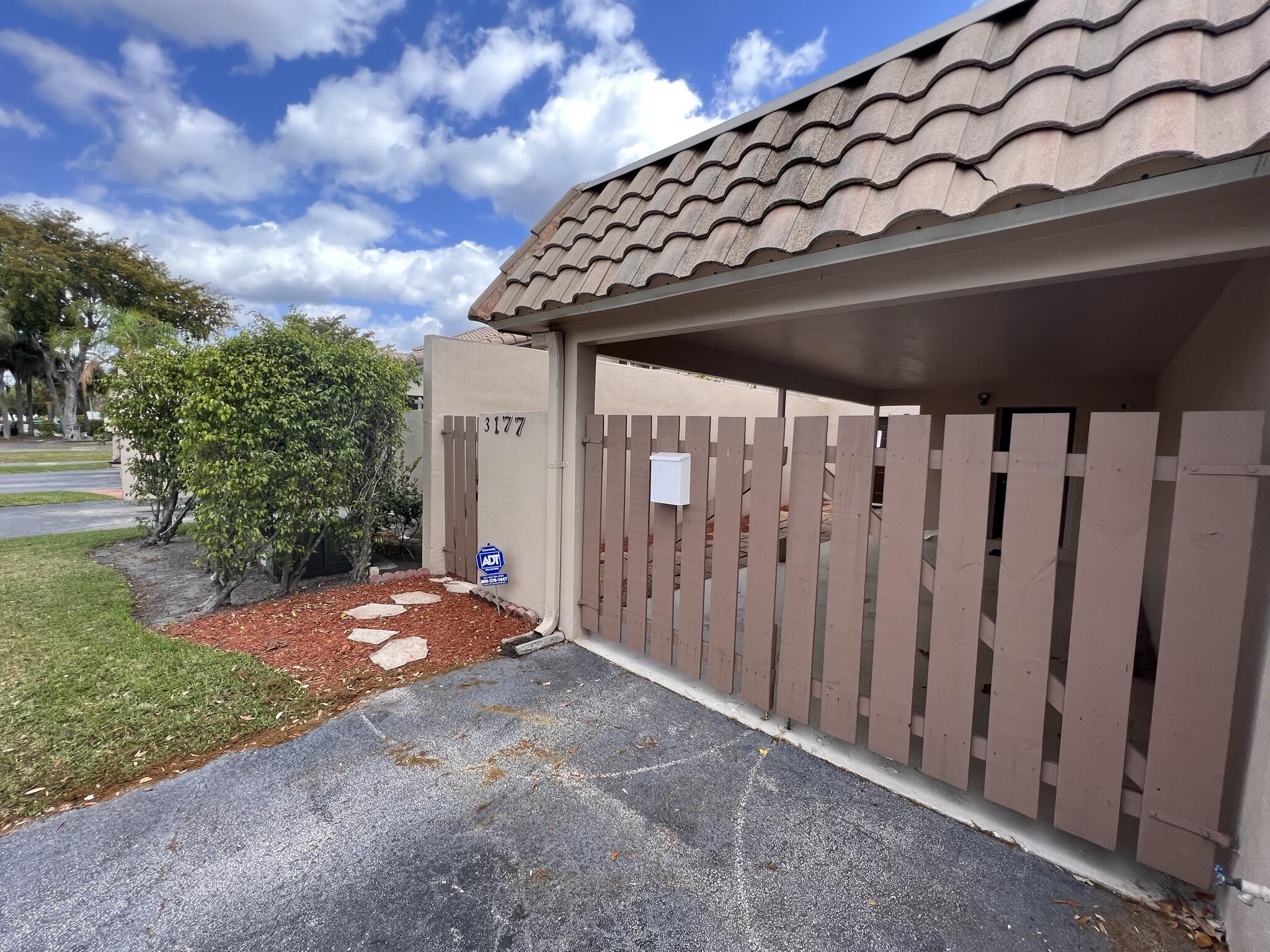 SPRINGS COLONY CLUB - Residential