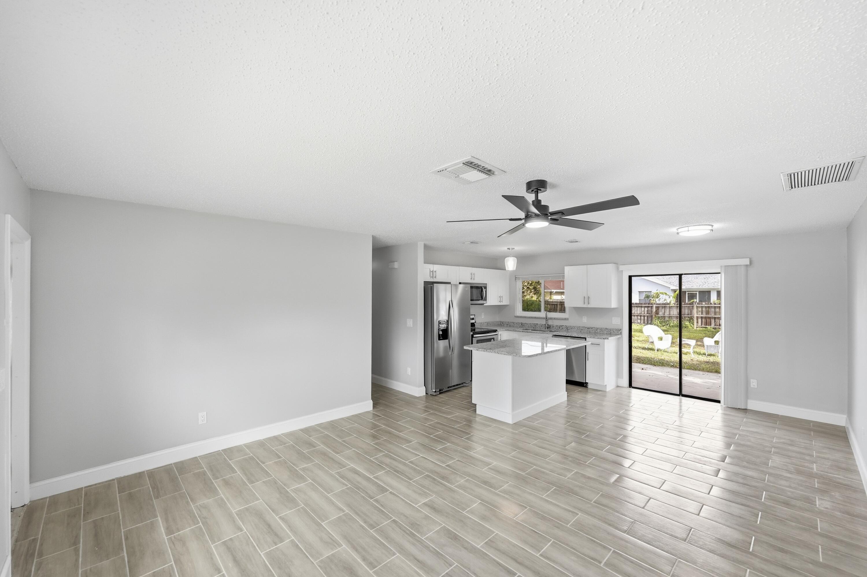 PORT ST LUCIE SECTION 18 - Residential
