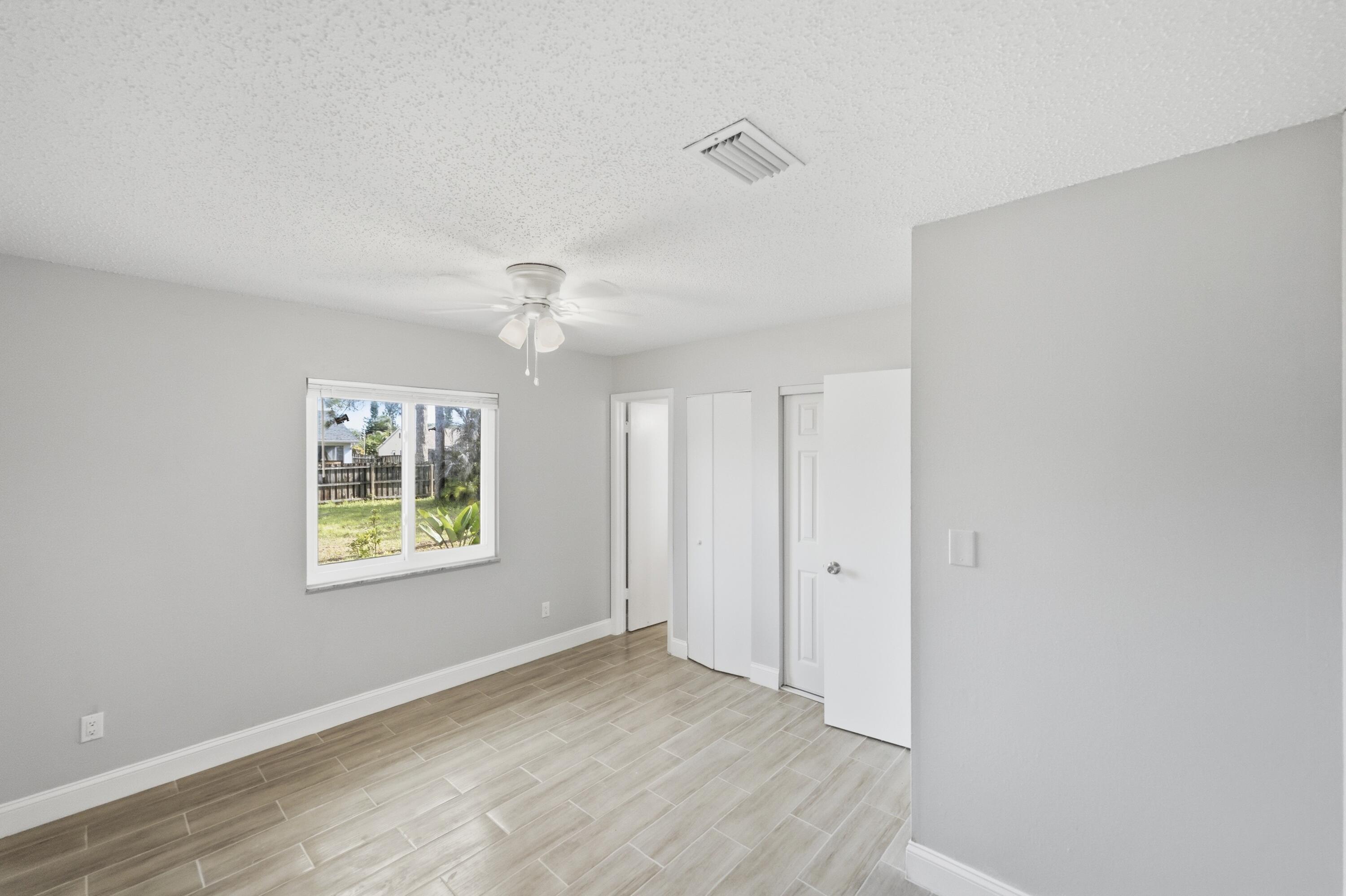 PORT ST LUCIE SECTION 18 - Residential