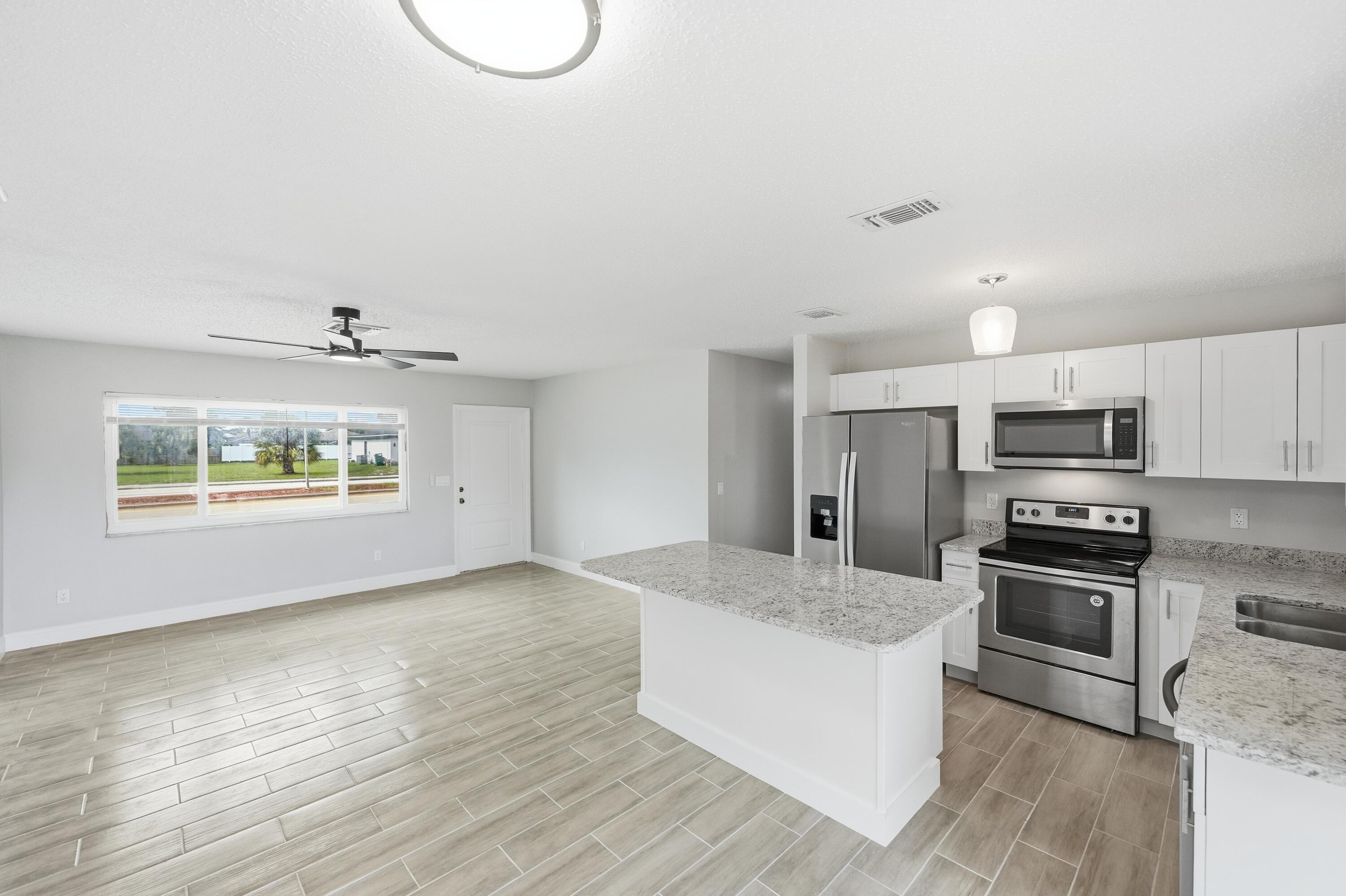 PORT ST LUCIE SECTION 18 - Residential