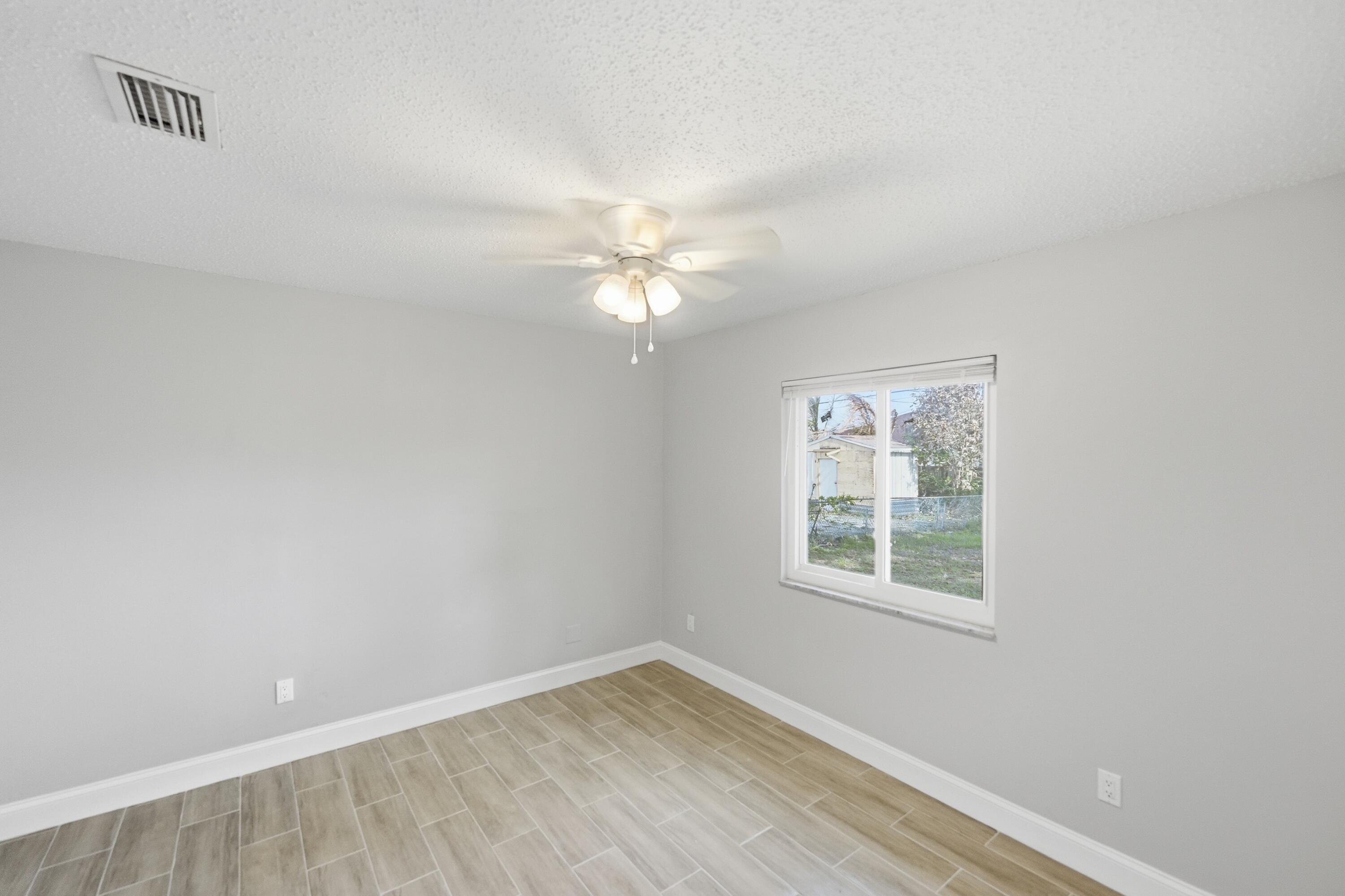 PORT ST LUCIE SECTION 18 - Residential