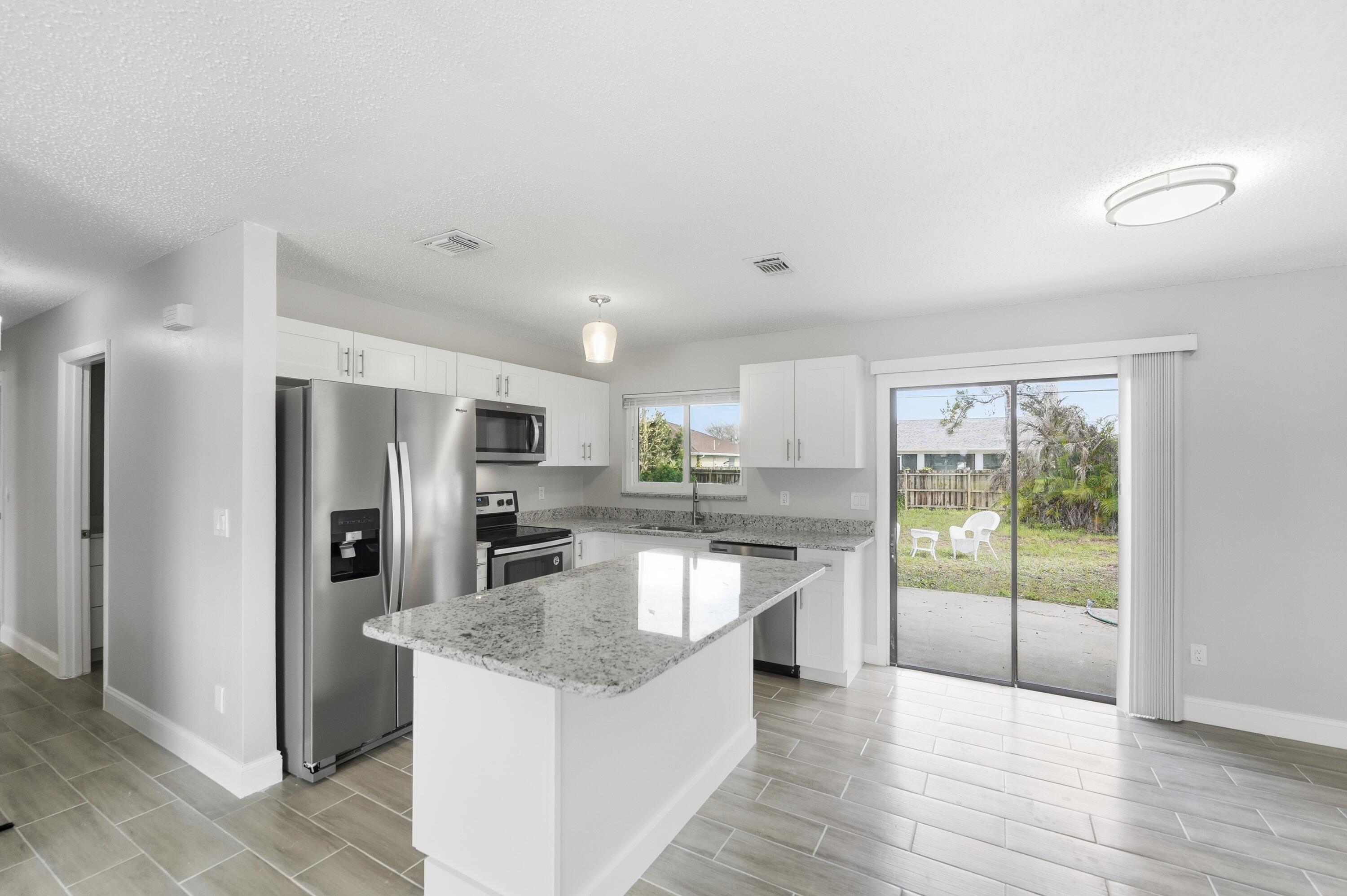PORT ST LUCIE SECTION 18 - Residential