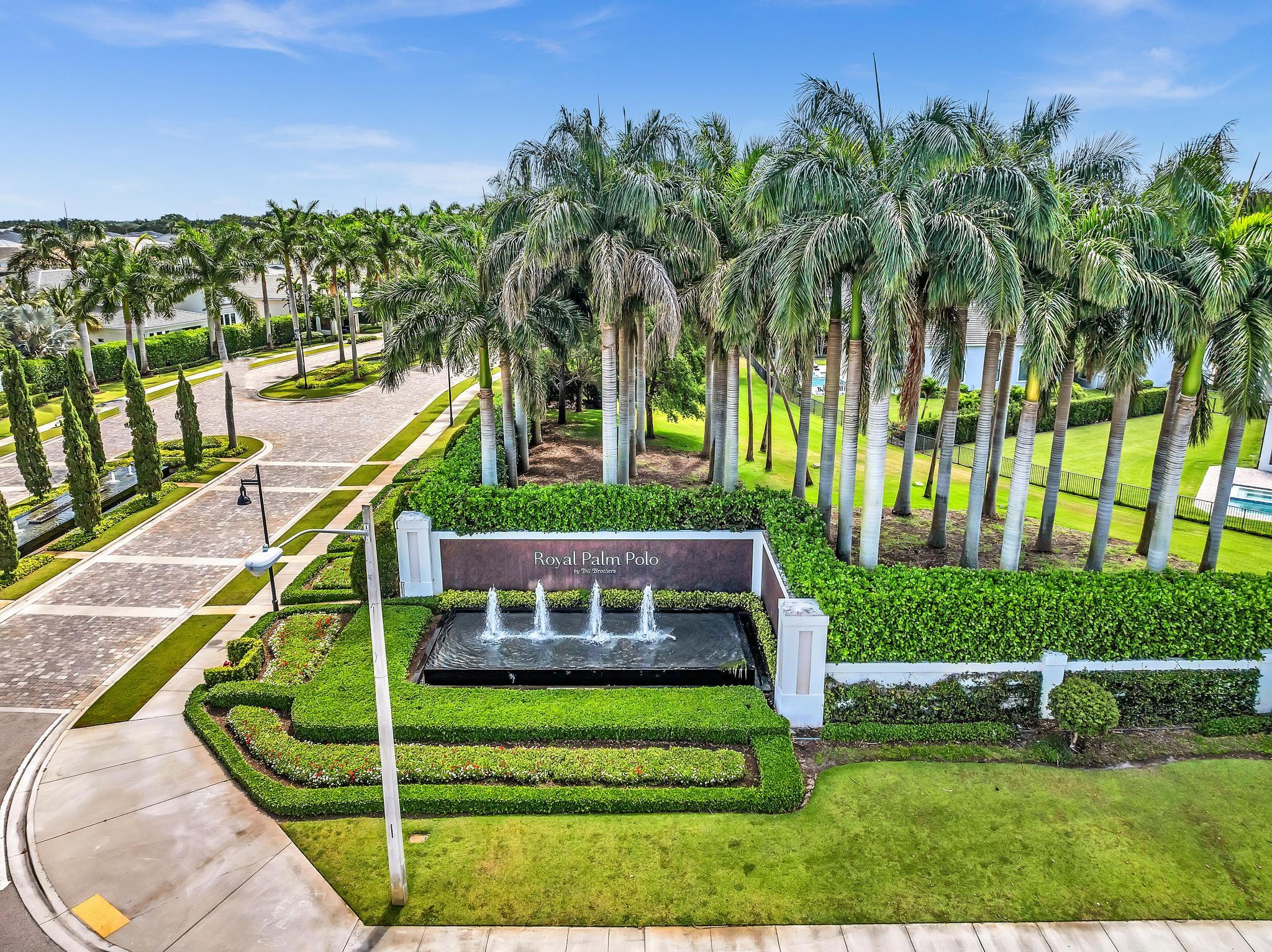 ROYAL PALM POLO - Residential