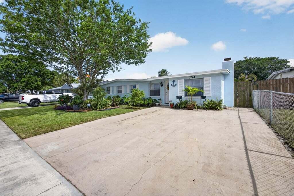 PALM BEACH CABANA COLONY 1 - Residential
