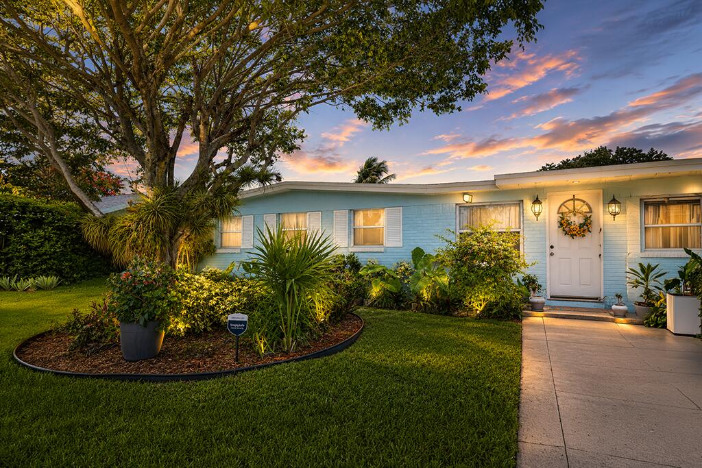 PALM BEACH CABANA COLONY 1 - Residential
