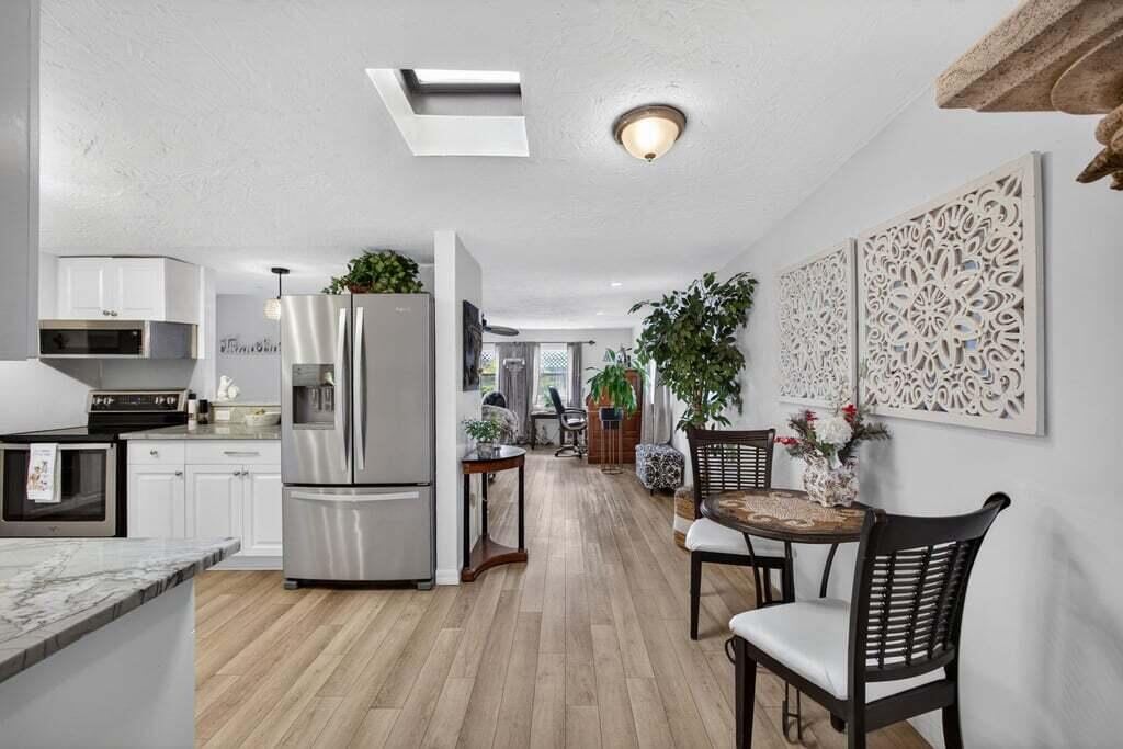 PALM BEACH CABANA COLONY 1 - Residential