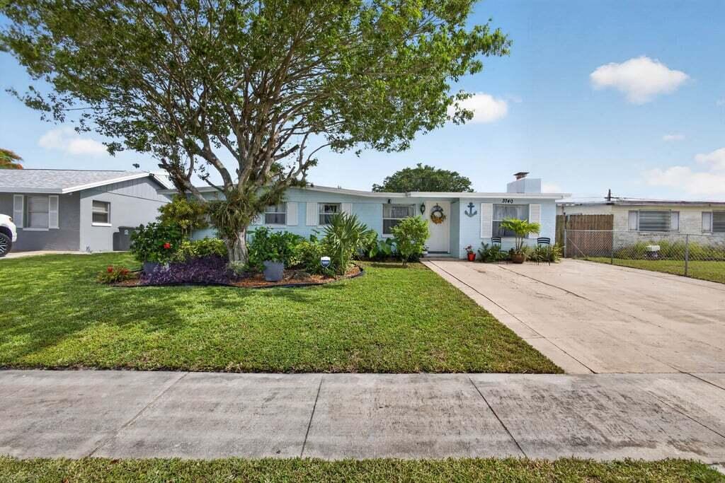 PALM BEACH CABANA COLONY 1 - Residential