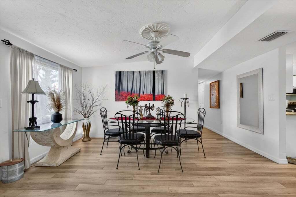 PALM BEACH CABANA COLONY 1 - Residential