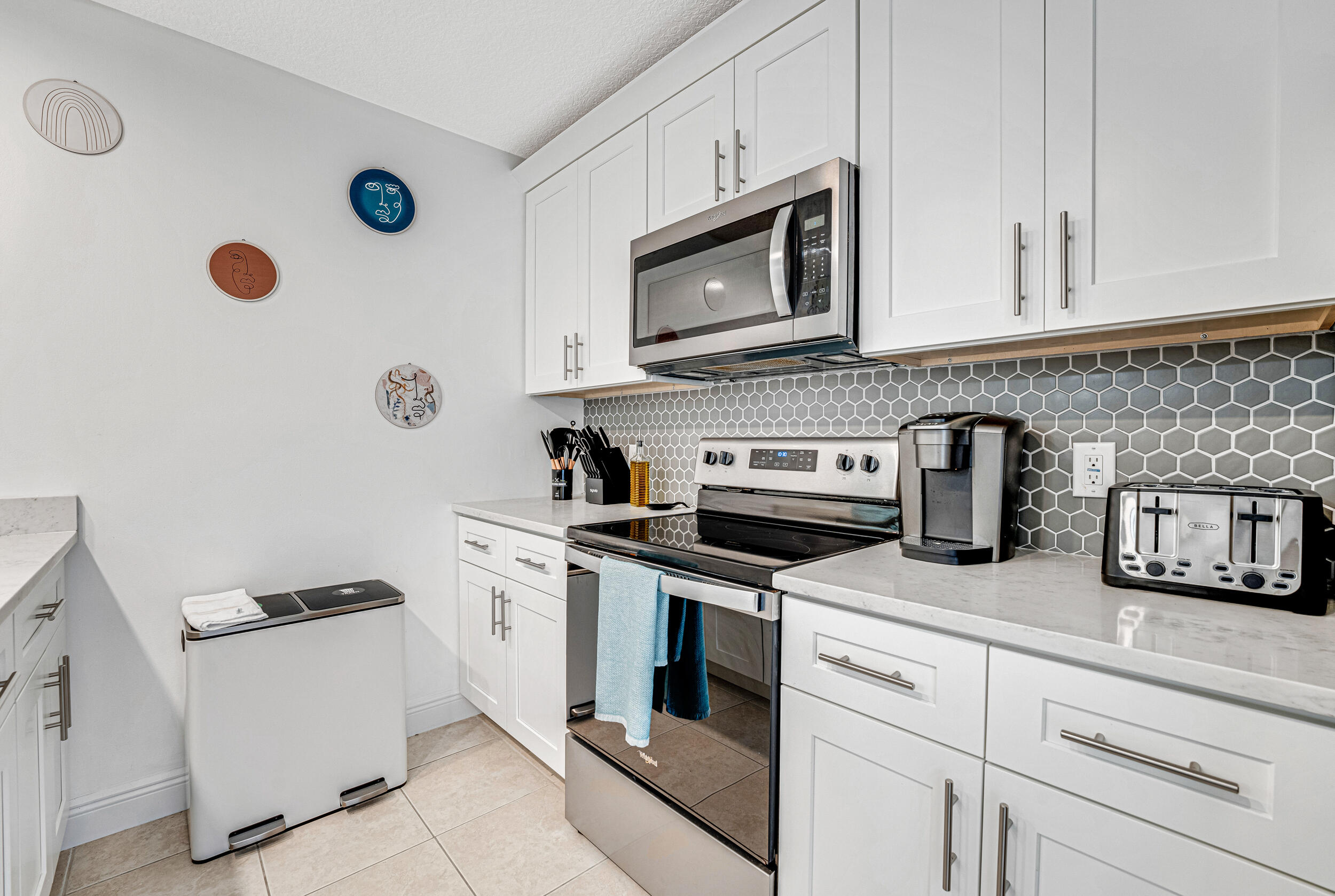 VILLAGE OF SANDALWOOD LAKES 2 - Residential Lease
