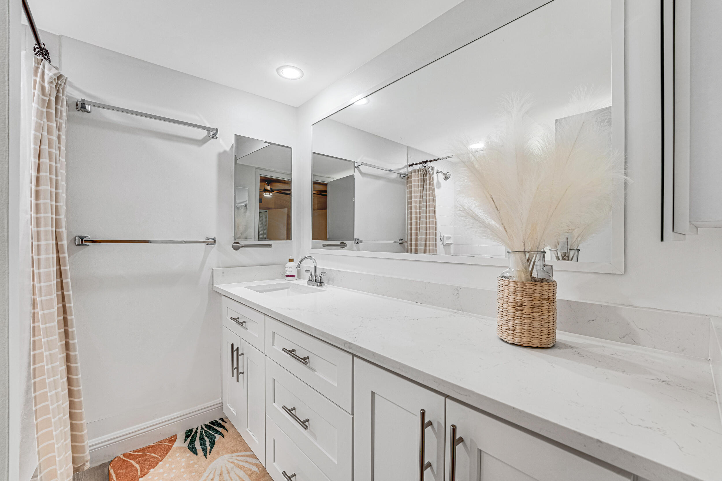 VILLAGE OF SANDALWOOD LAKES 2 - Residential Lease