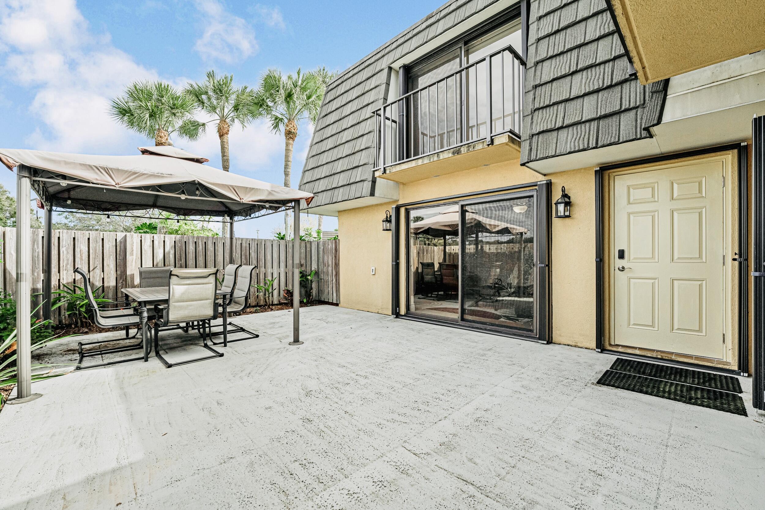 VILLAGE OF SANDALWOOD LAKES 2 - Residential Lease