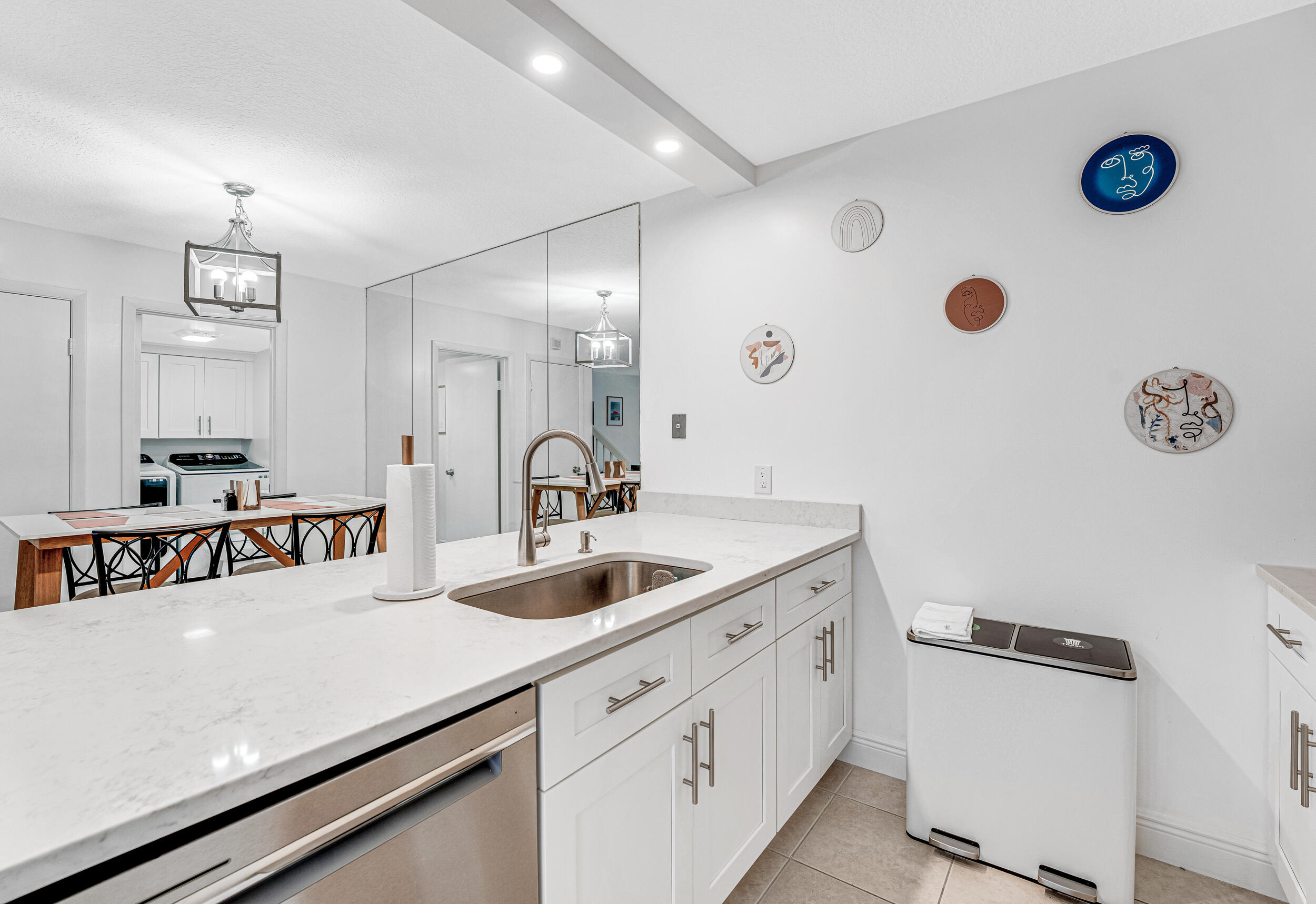 VILLAGE OF SANDALWOOD LAKES 2 - Residential Lease