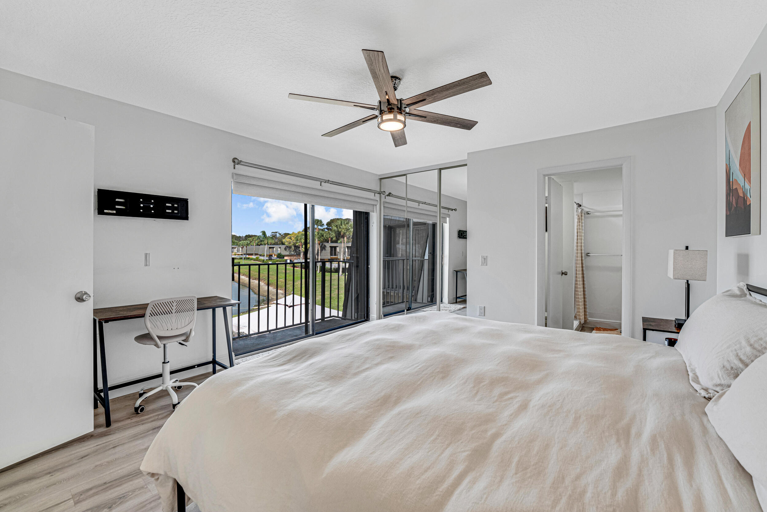 VILLAGE OF SANDALWOOD LAKES 2 - Residential Lease