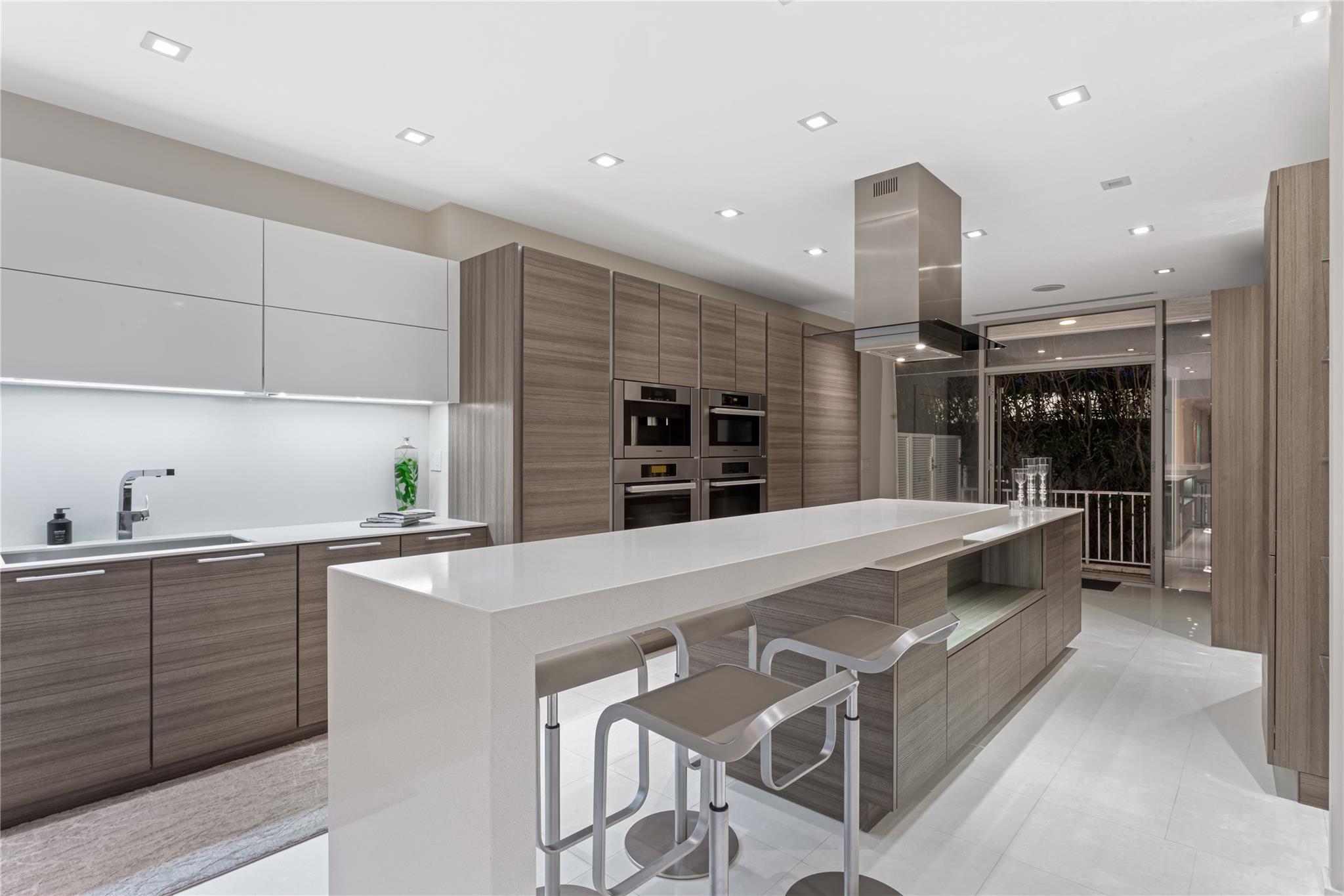 Sunrise Key 45-6 B - Residential