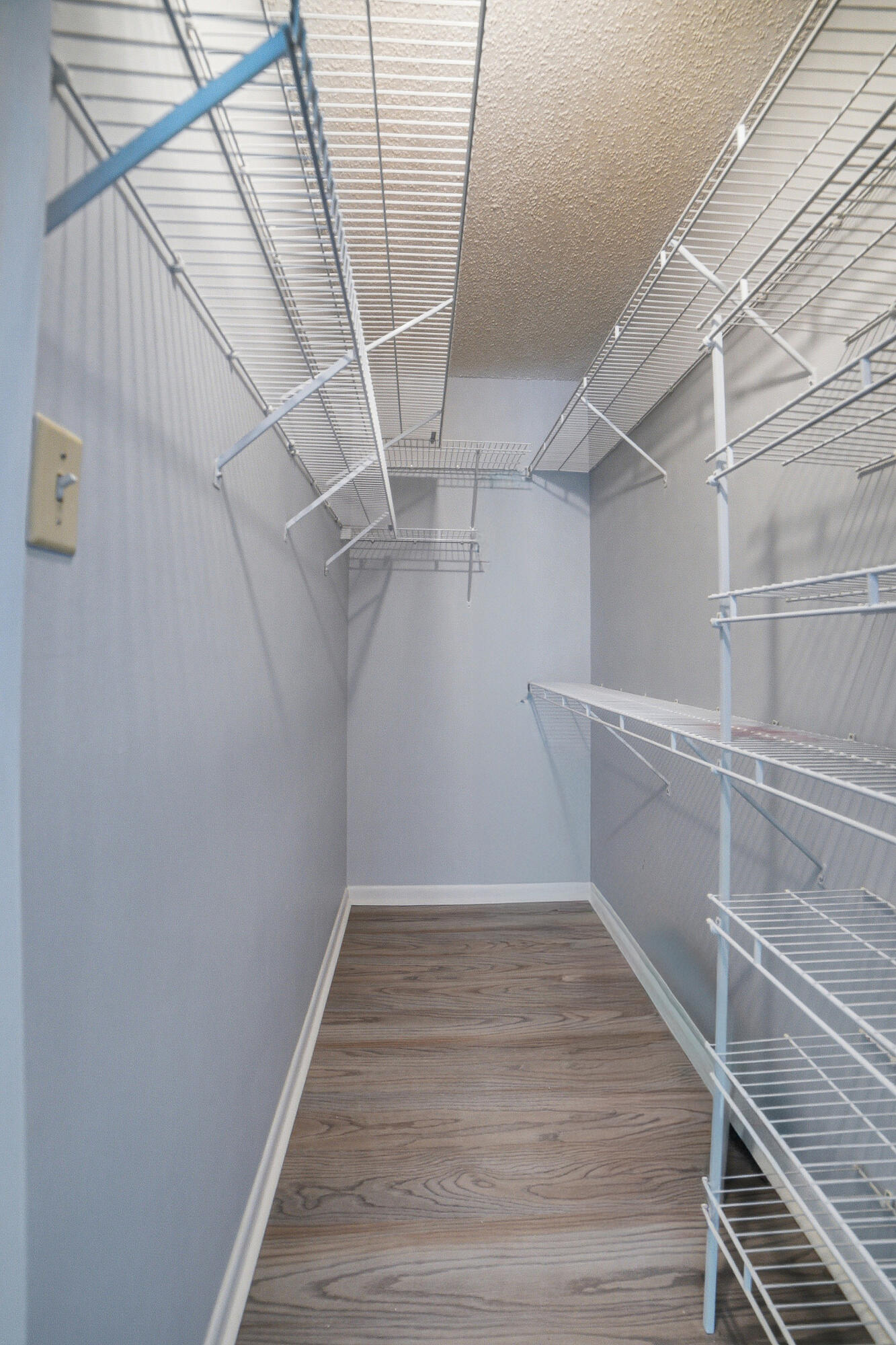 FANSHAW AT CENTURY VILLAGE CONDO - Residential Lease