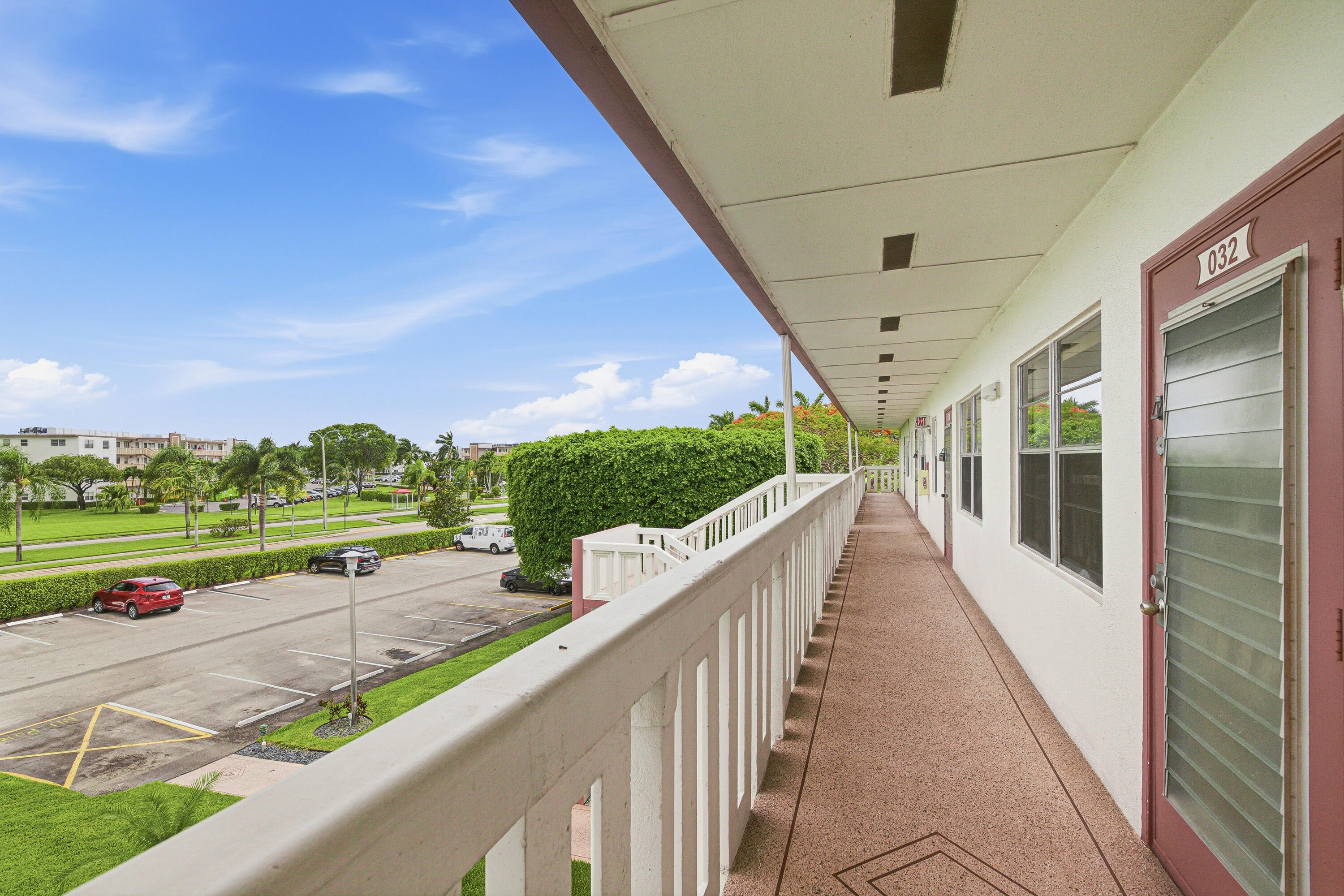 FANSHAW AT CENTURY VILLAGE CONDO - Residential Lease