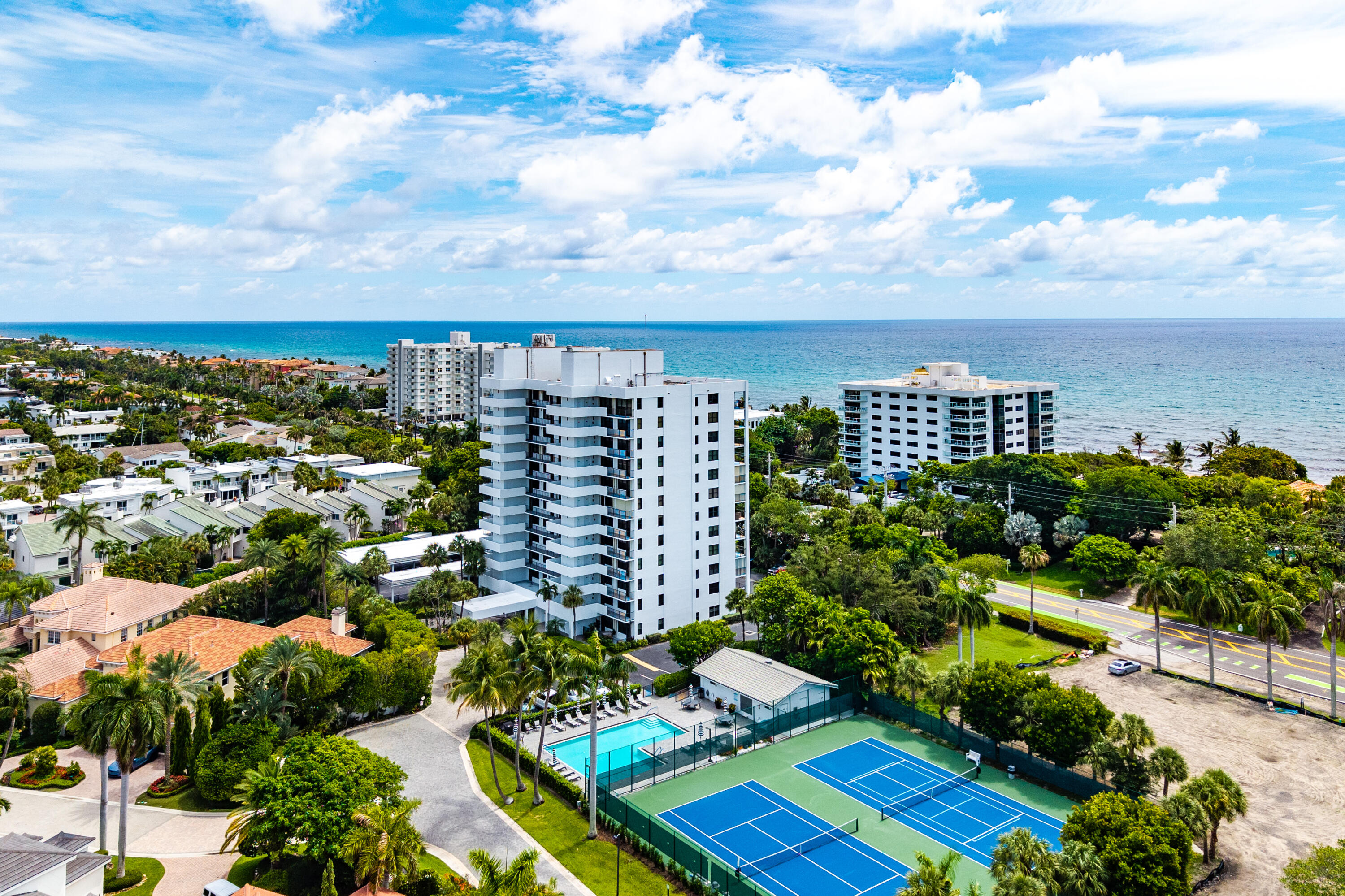 CARRON HOUSE CONDO - Residential