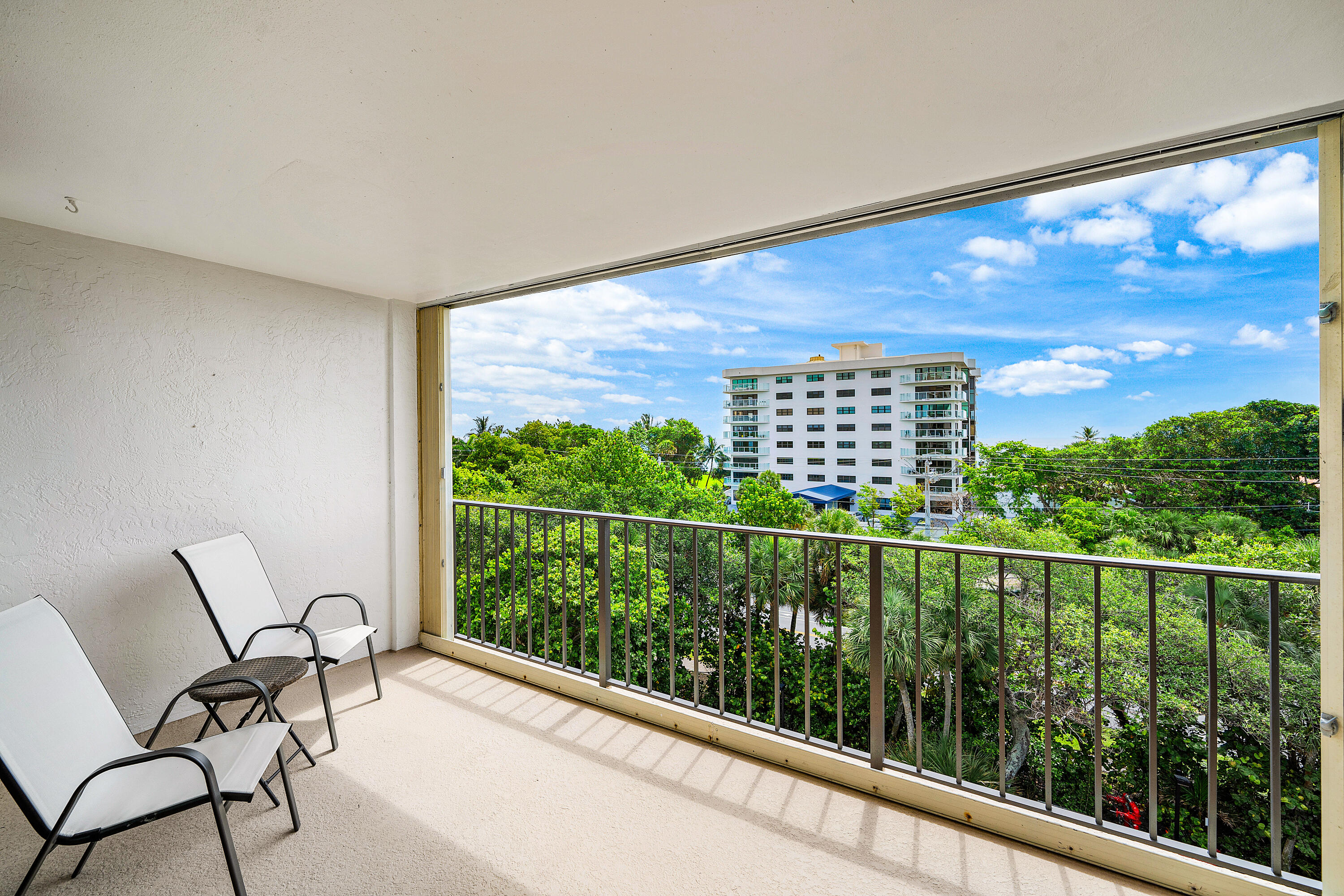 CARRON HOUSE CONDO - Residential