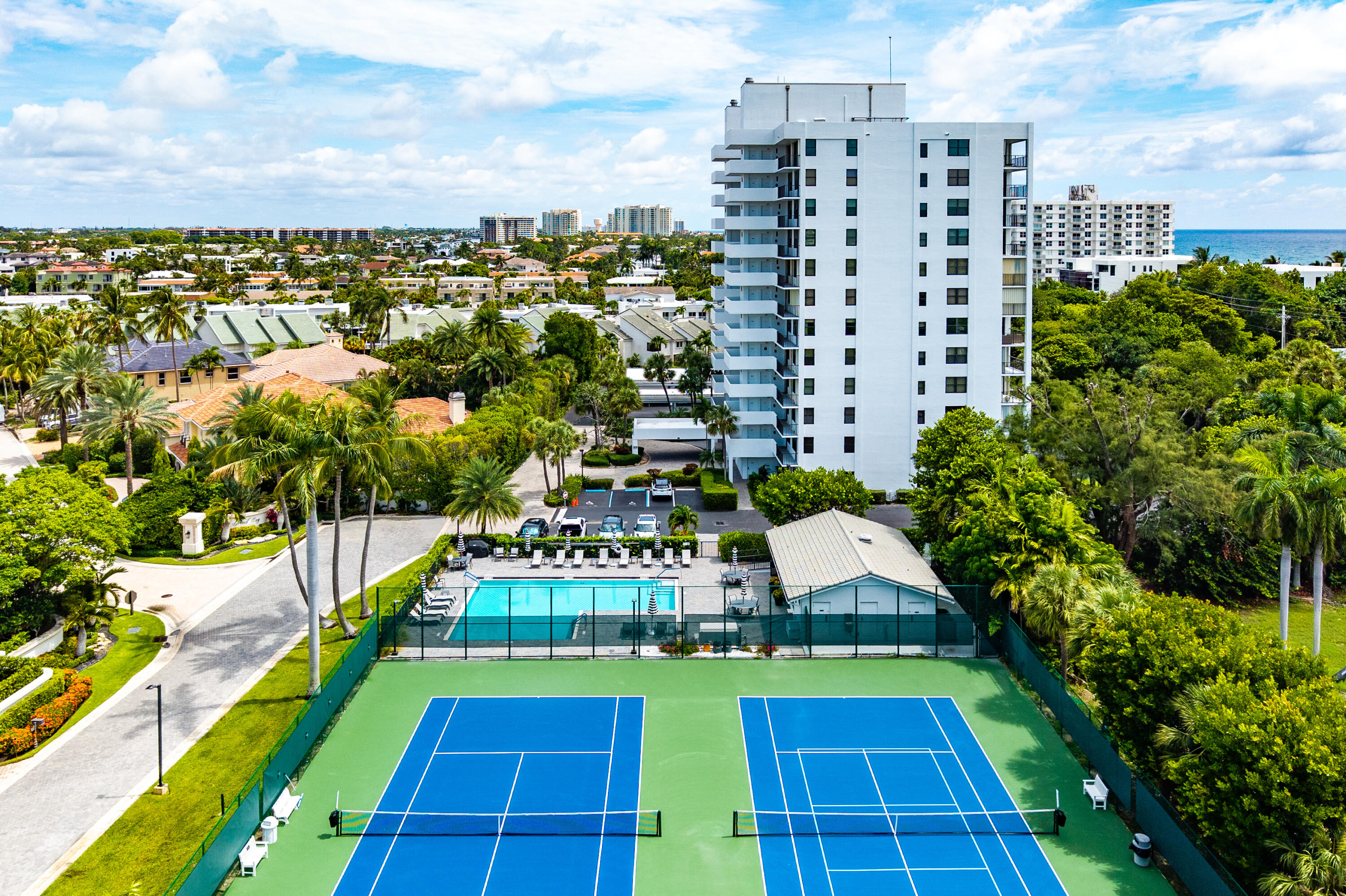 CARRON HOUSE CONDO - Residential