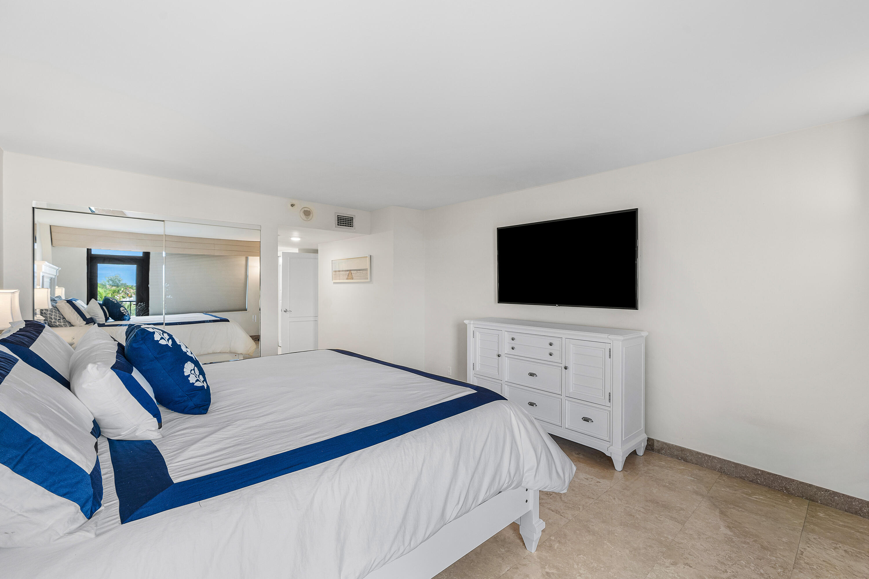 CARRON HOUSE CONDO - Residential