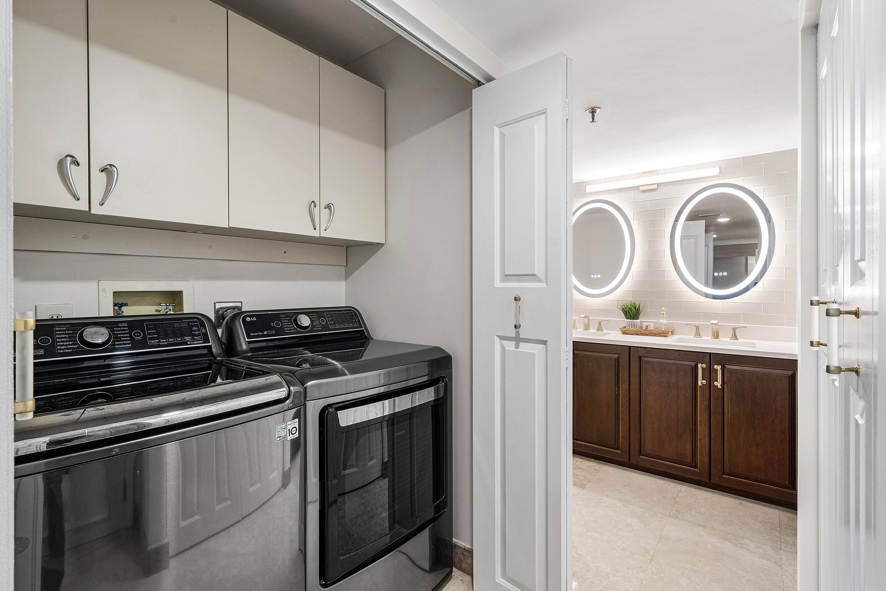 CARRON HOUSE CONDO - Residential