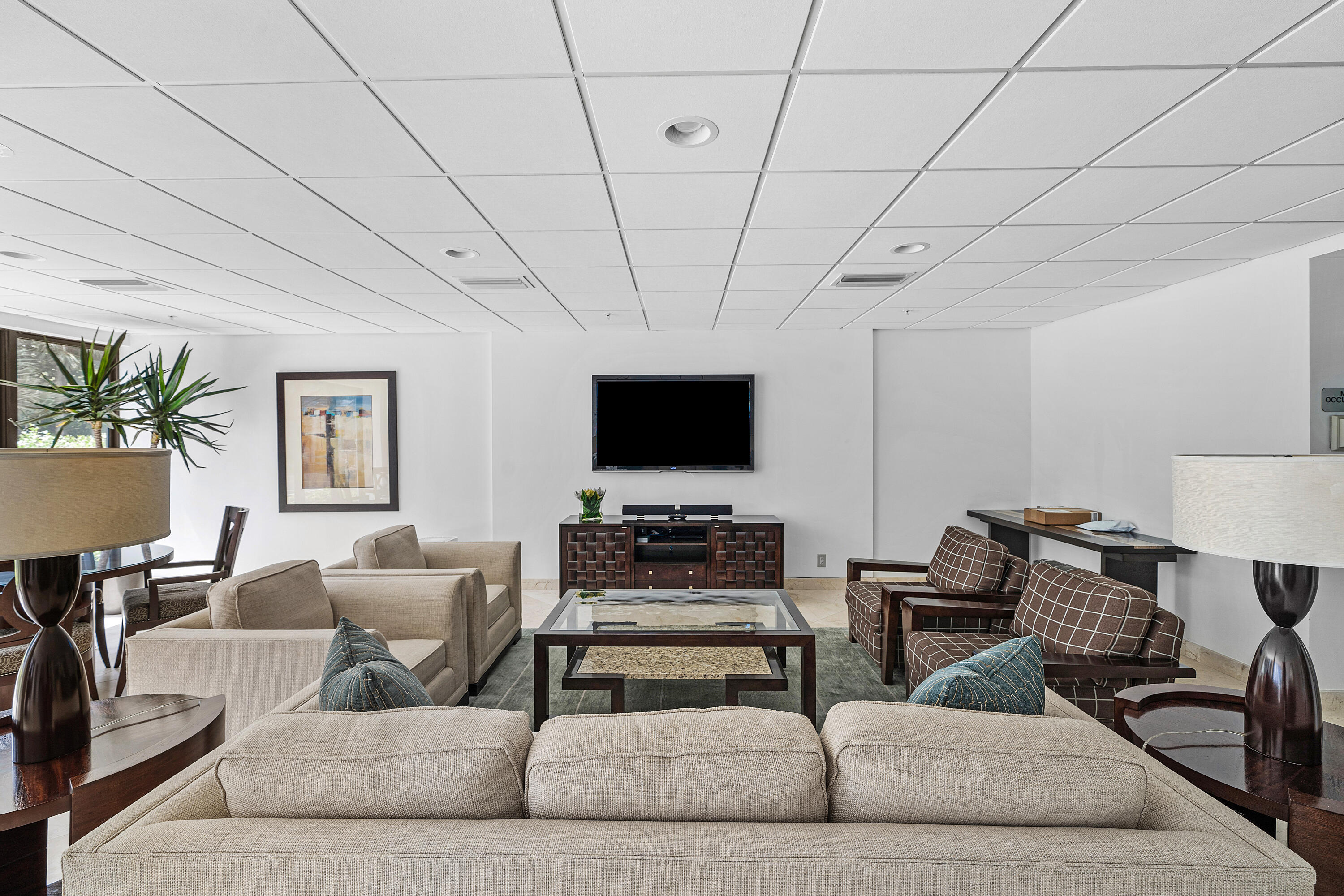 CARRON HOUSE CONDO - Residential
