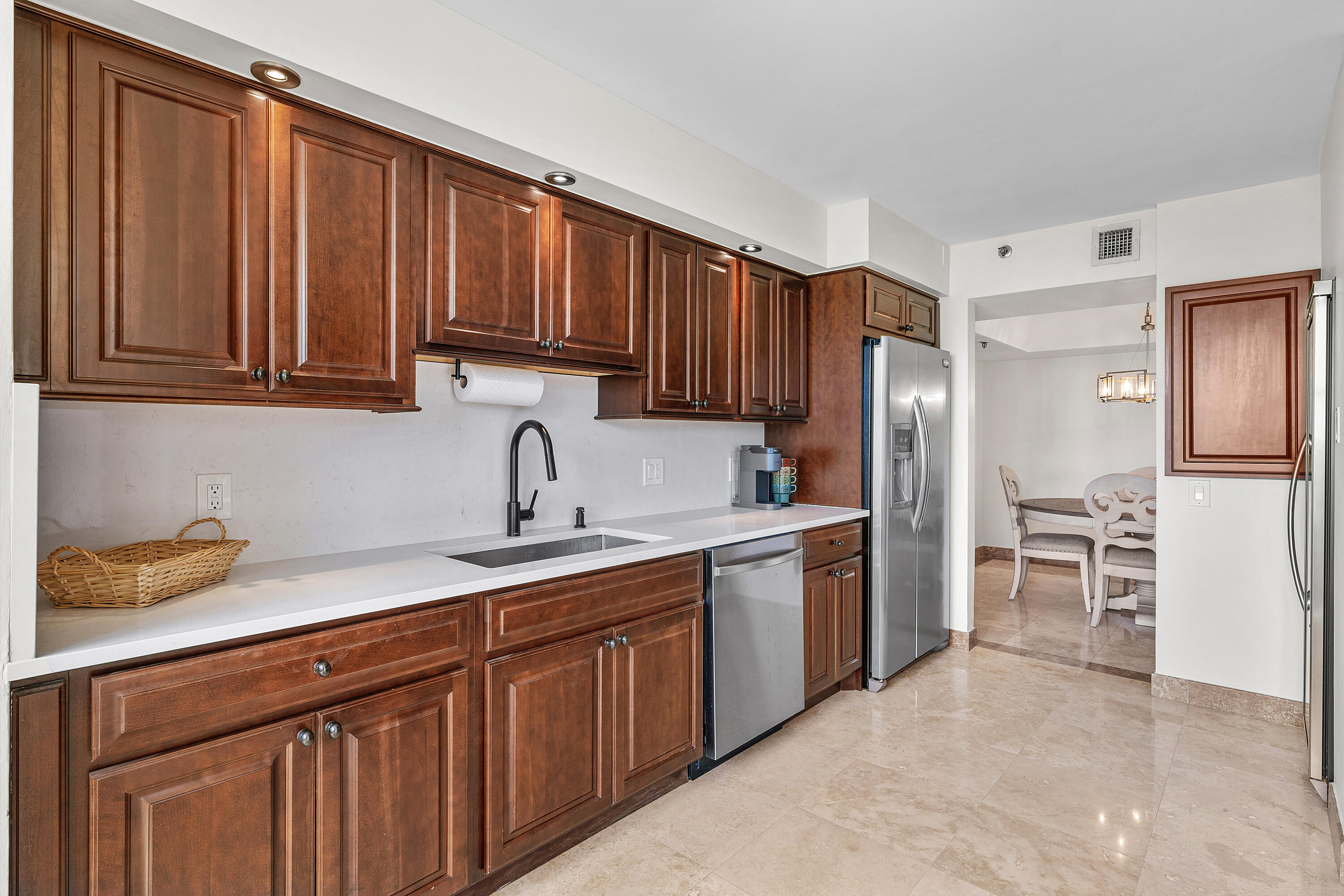 CARRON HOUSE CONDO - Residential