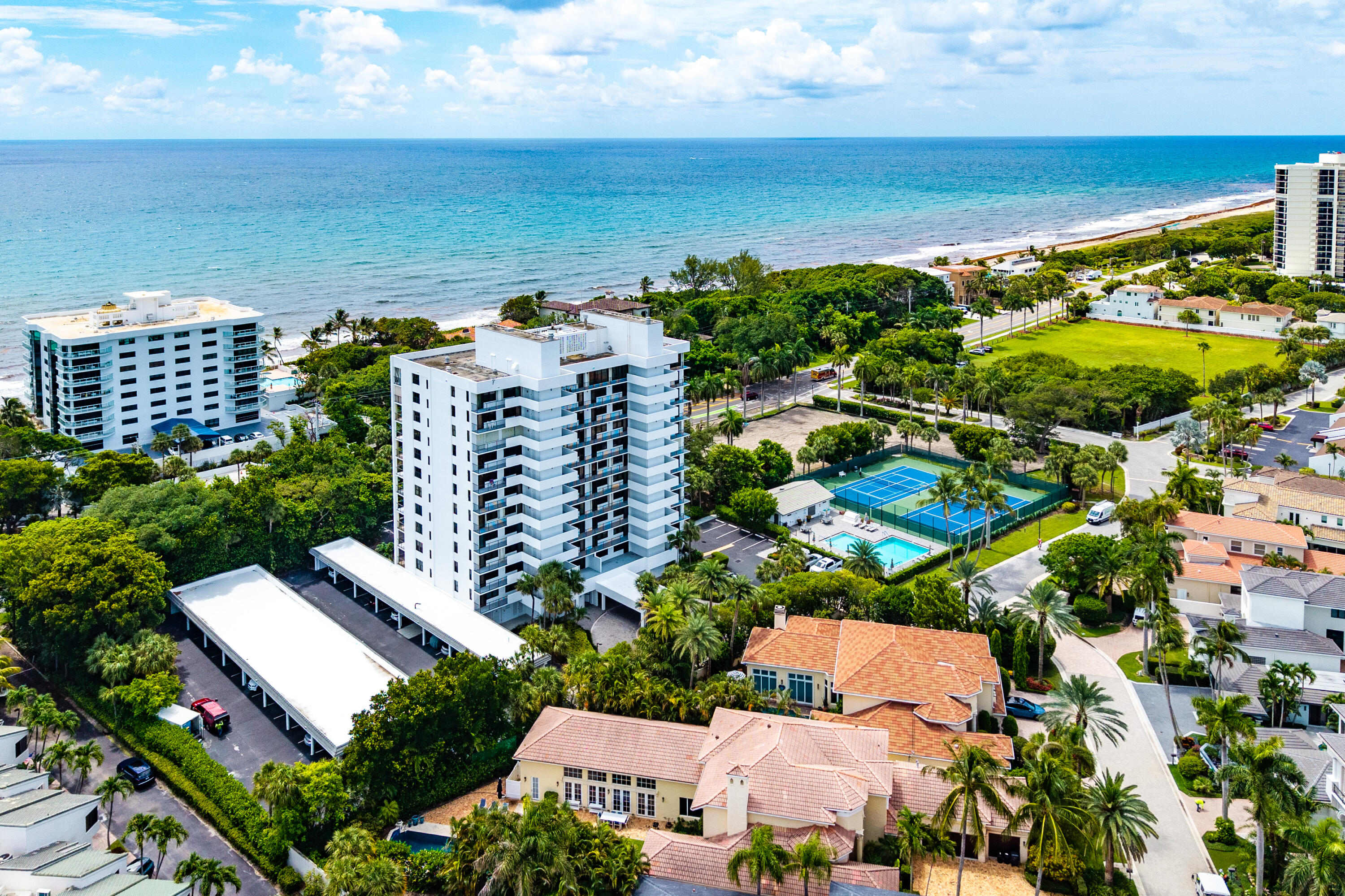 CARRON HOUSE CONDO - Residential