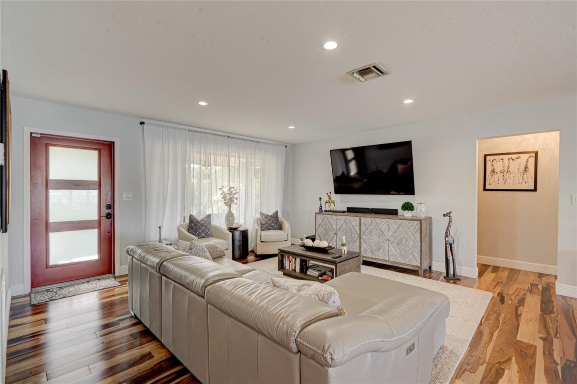 CORAL HEIGHTS SEC ONE - Residential
