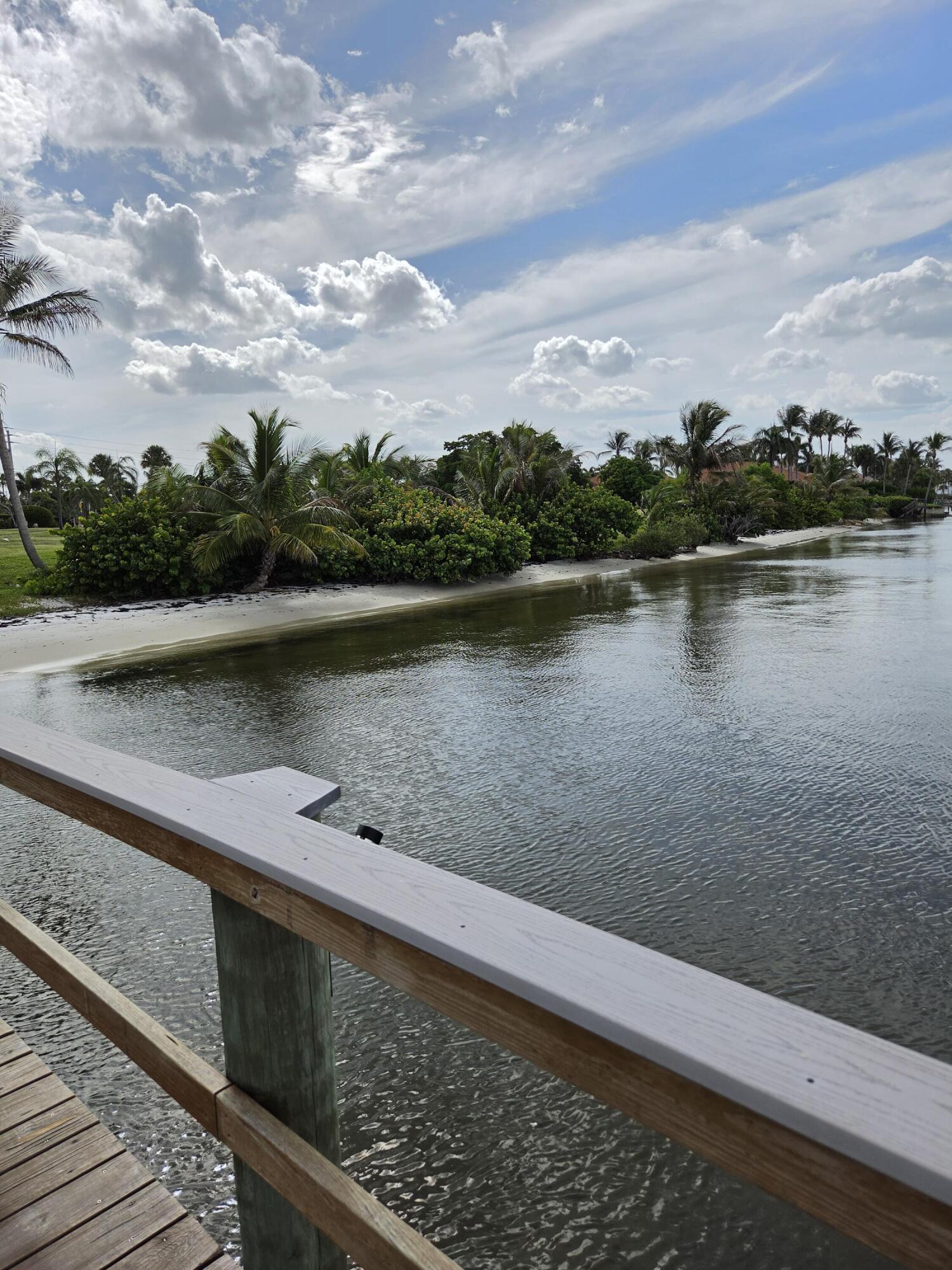 CONQUISTADOR CONDO - Residential