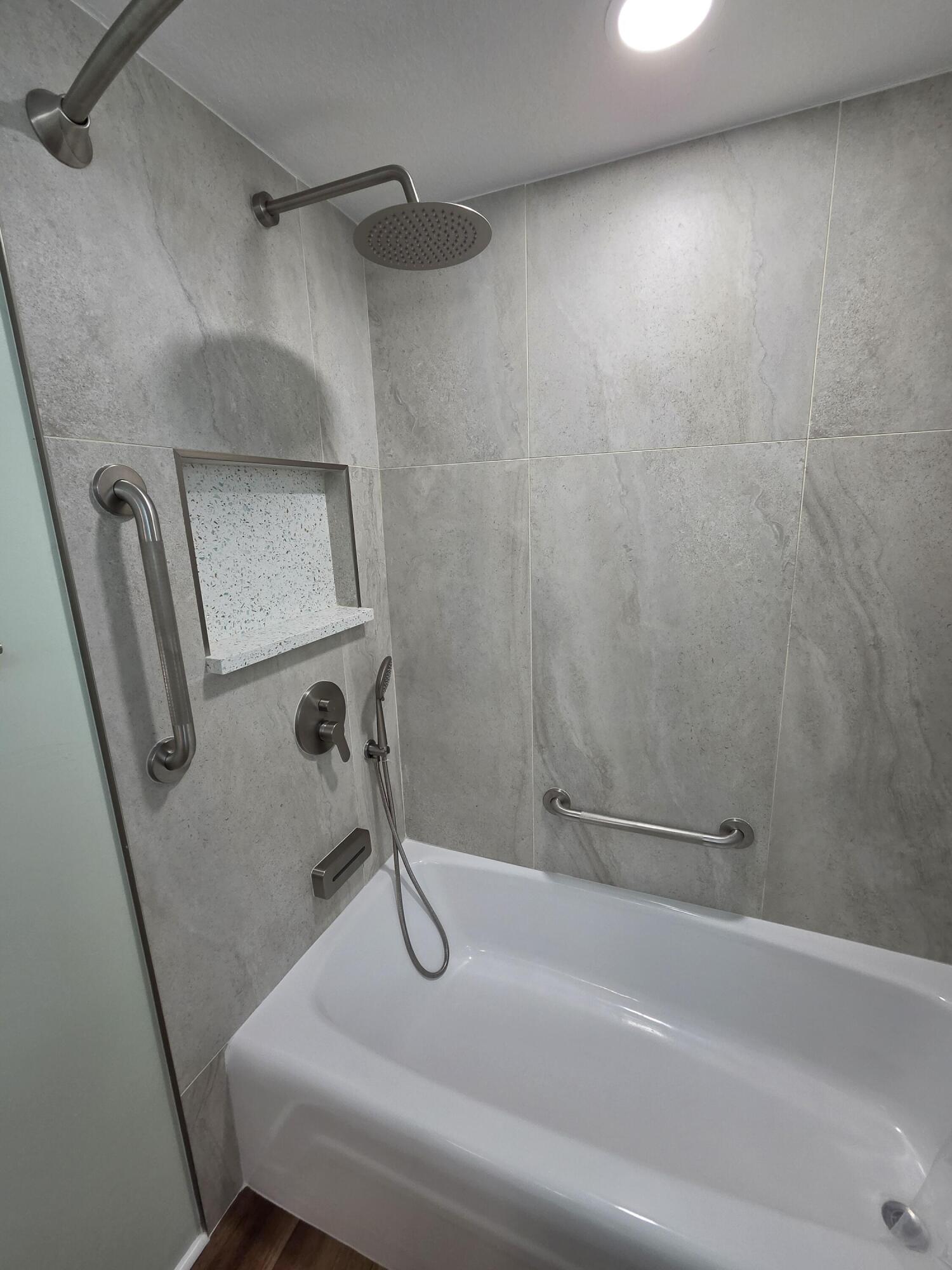 CONQUISTADOR CONDO - Residential