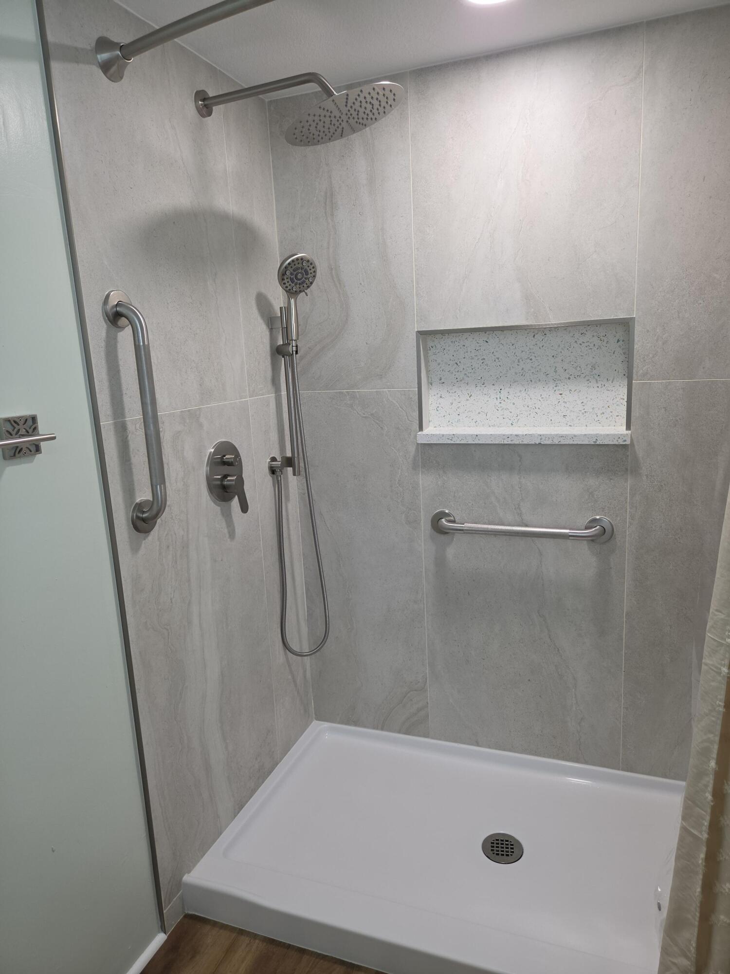 CONQUISTADOR CONDO - Residential