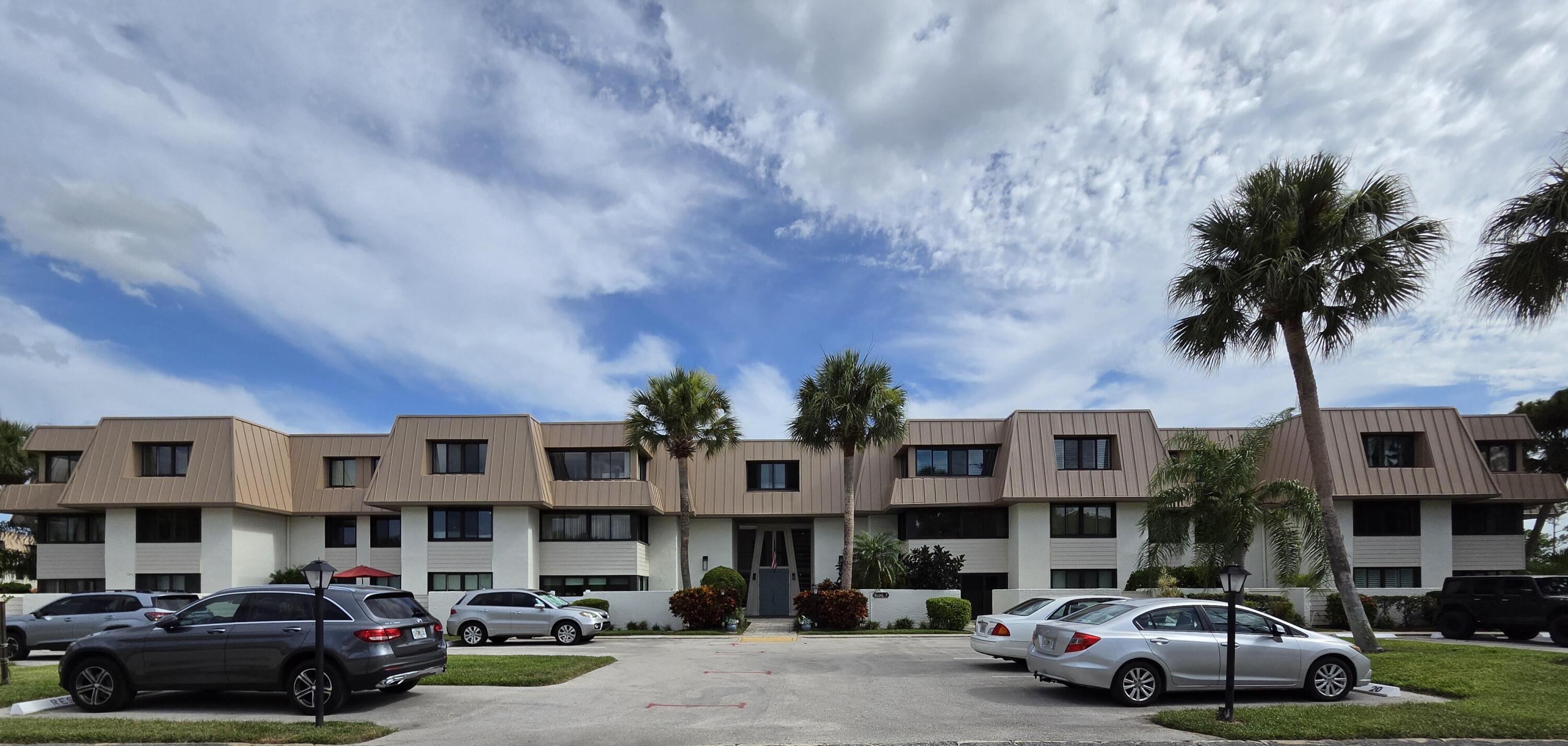CONQUISTADOR CONDO - Residential